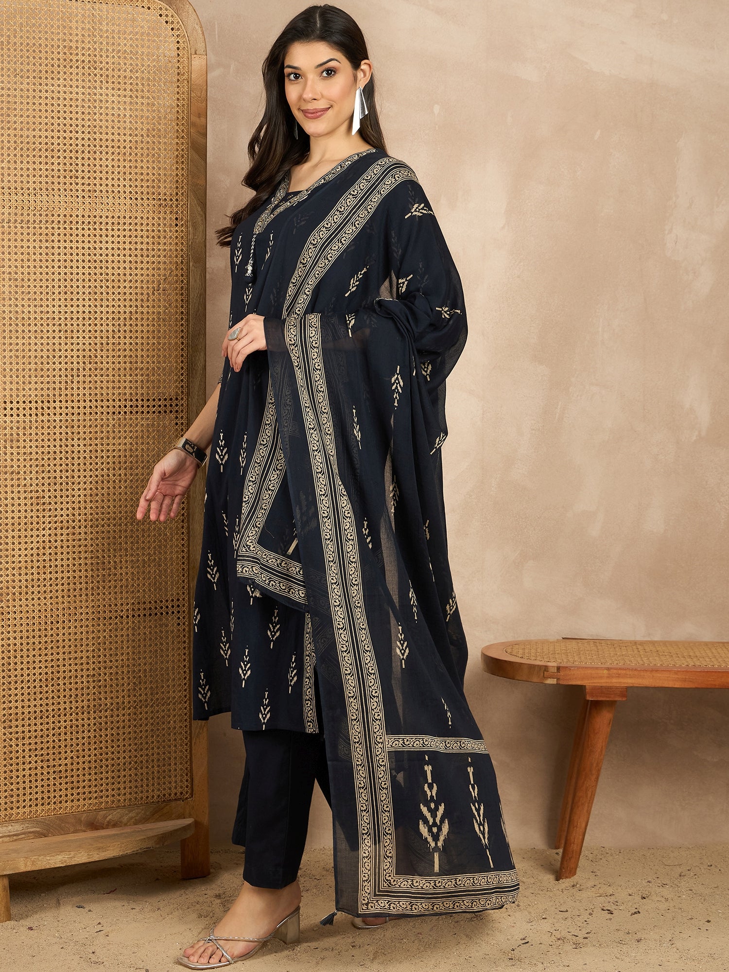 Women Printed Regular Mirror Work Pure Cotton Kurta with Trousers & With Dupatta