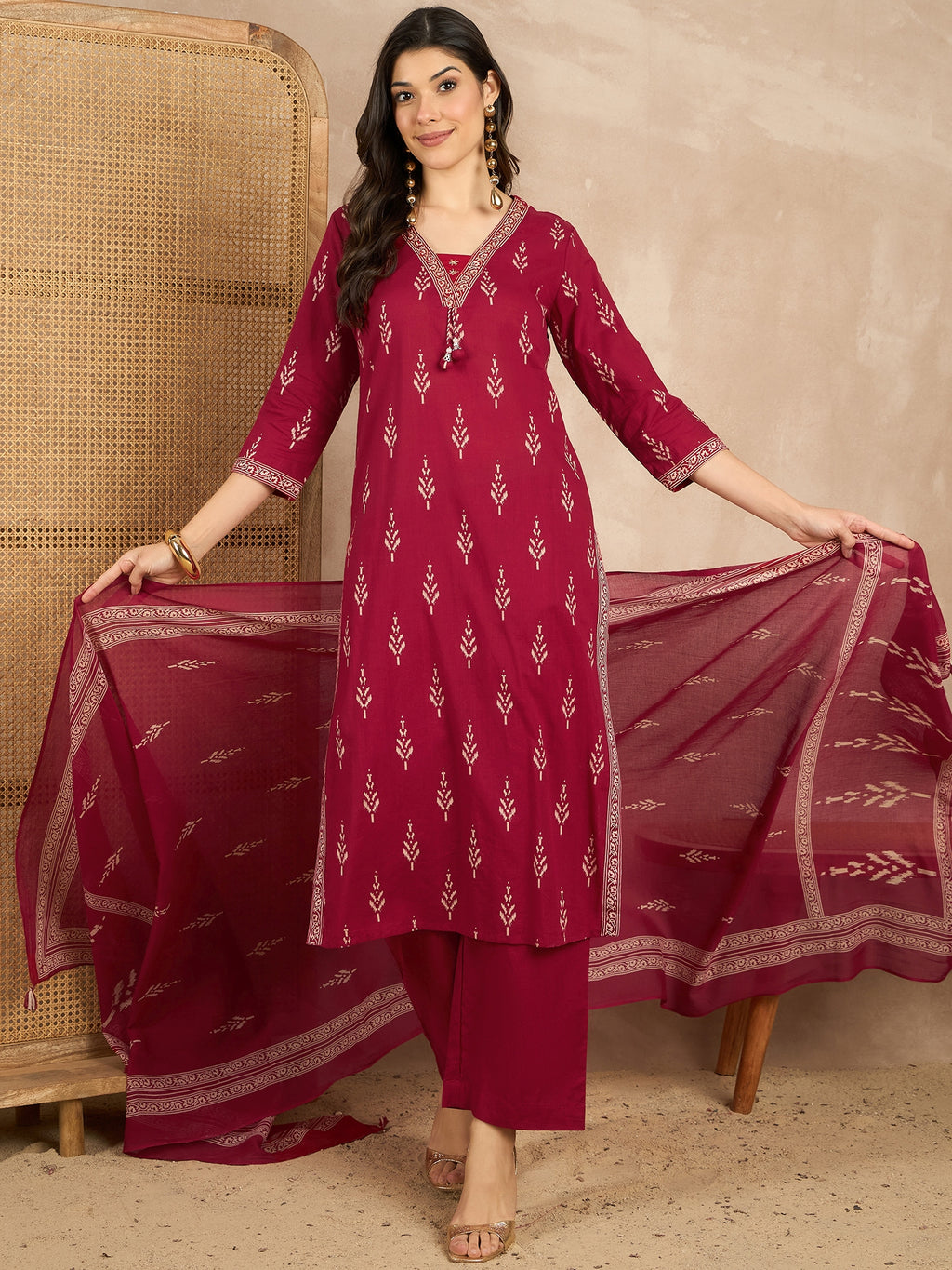 Women Floral Printed Regular Mirror Work Pure Cotton Kurta with Trousers & With Dupatta
