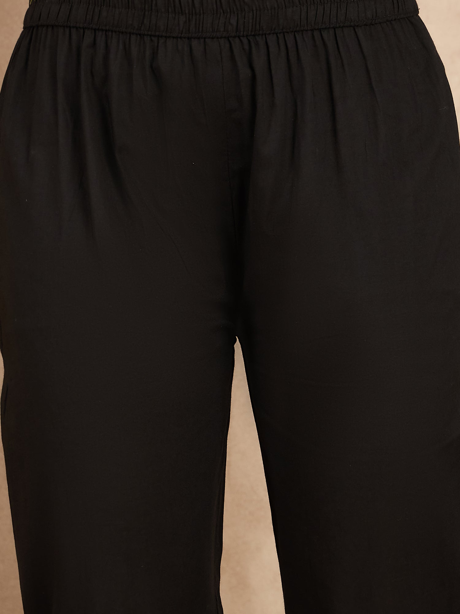 Women Floral Embroidered Pleated Thread Work Kurta with Trousers & With Dupatta