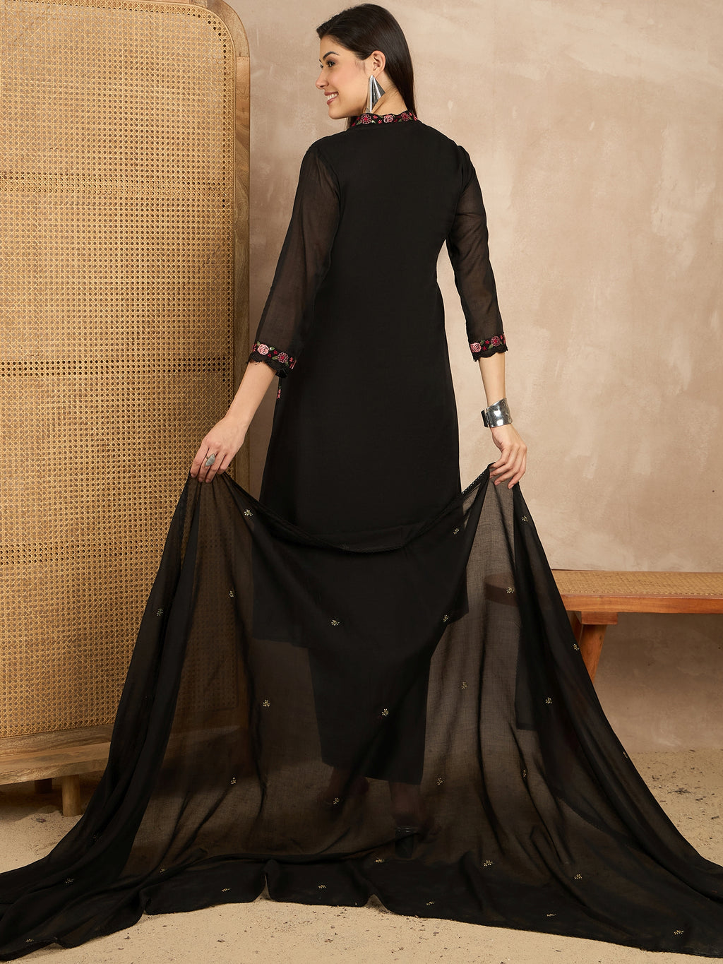 Women Floral Embroidered Pleated Thread Work Kurta with Trousers & With Dupatta