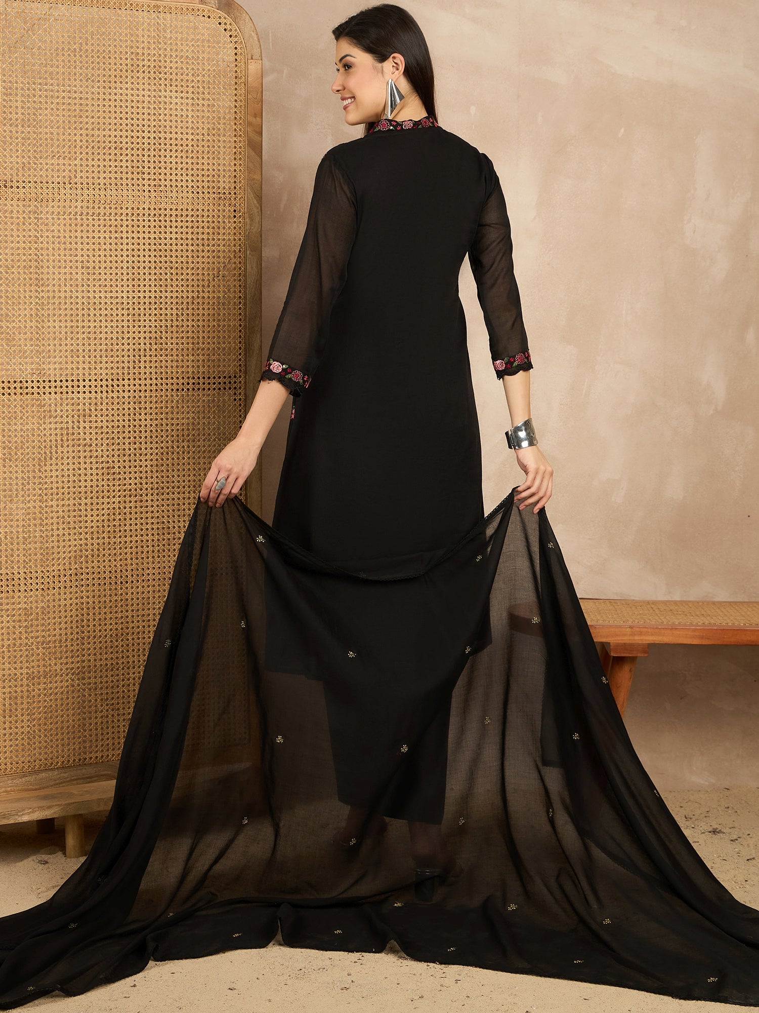 Women Floral Embroidered Pleated Thread Work Kurta with Trousers & With Dupatta