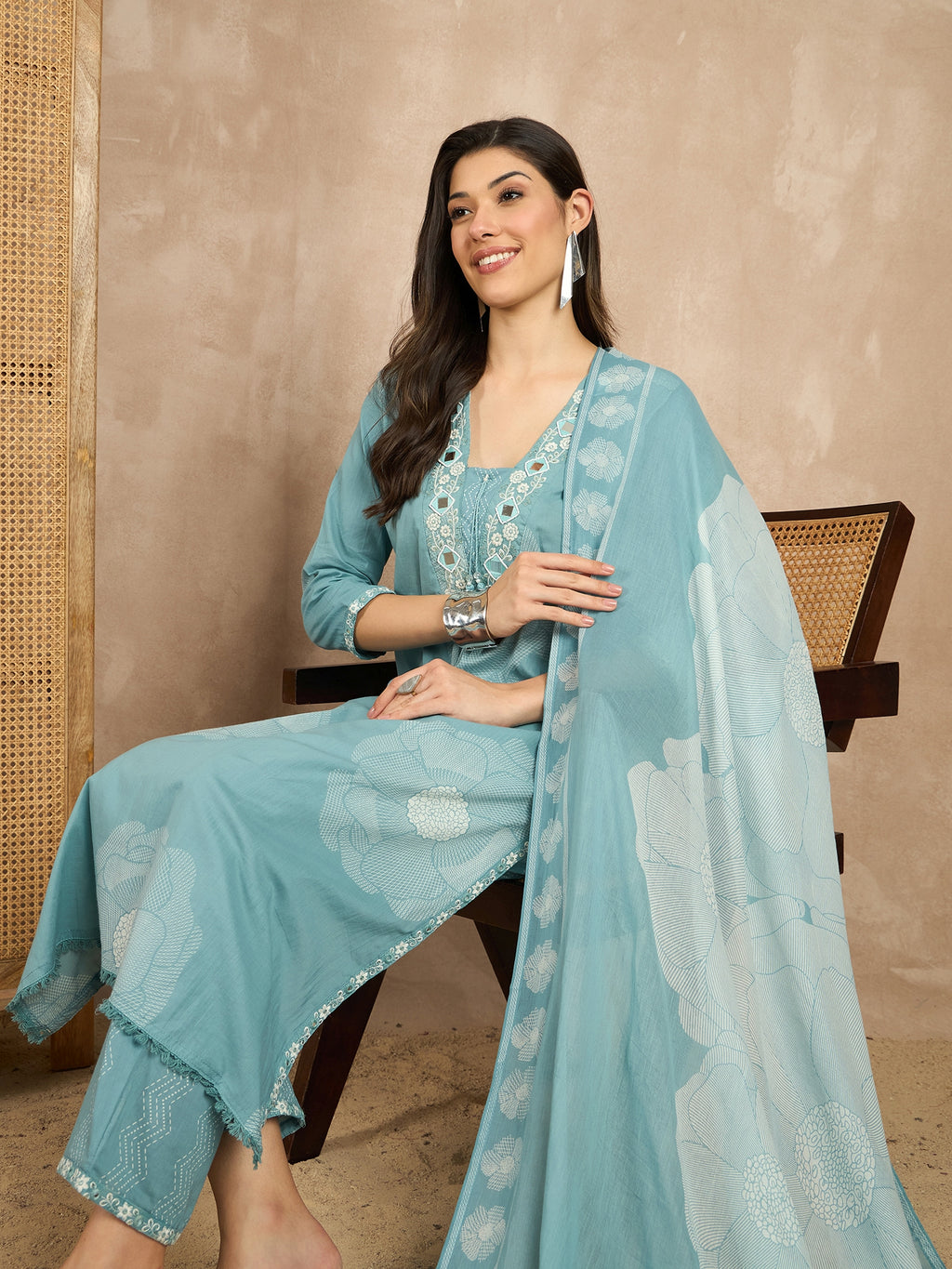 Women Floral Printed Regular Mirror Work Pure Cotton Kurta with Trousers & With Dupatta