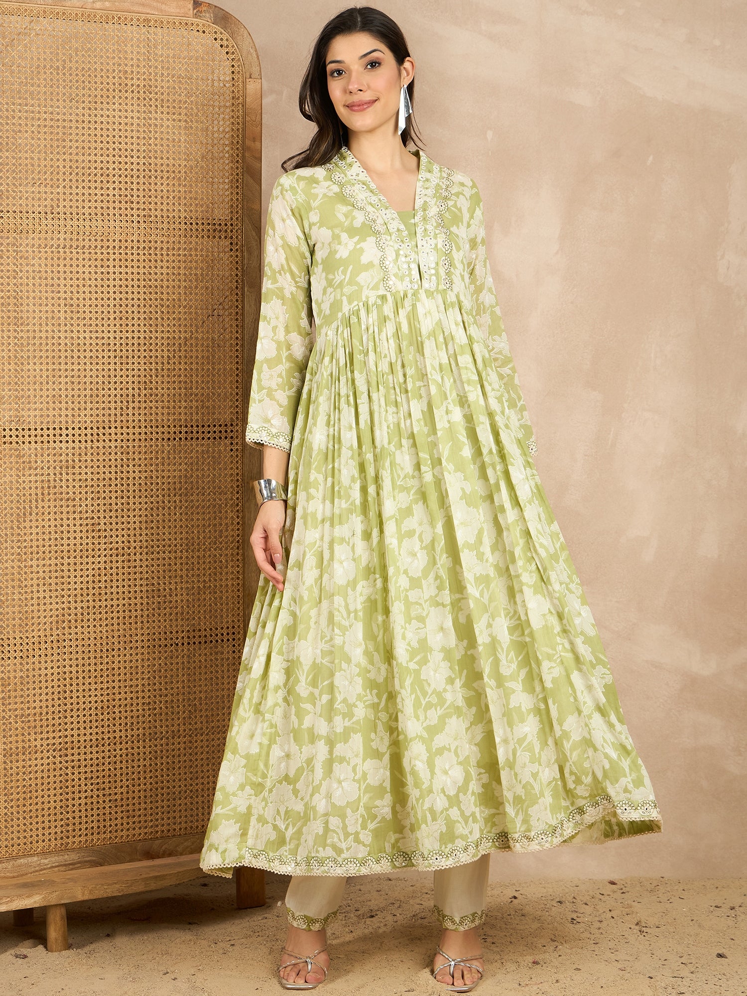 Women Floral Printed Pleated Mirror Work Kurta with Trousers & With Dupatta