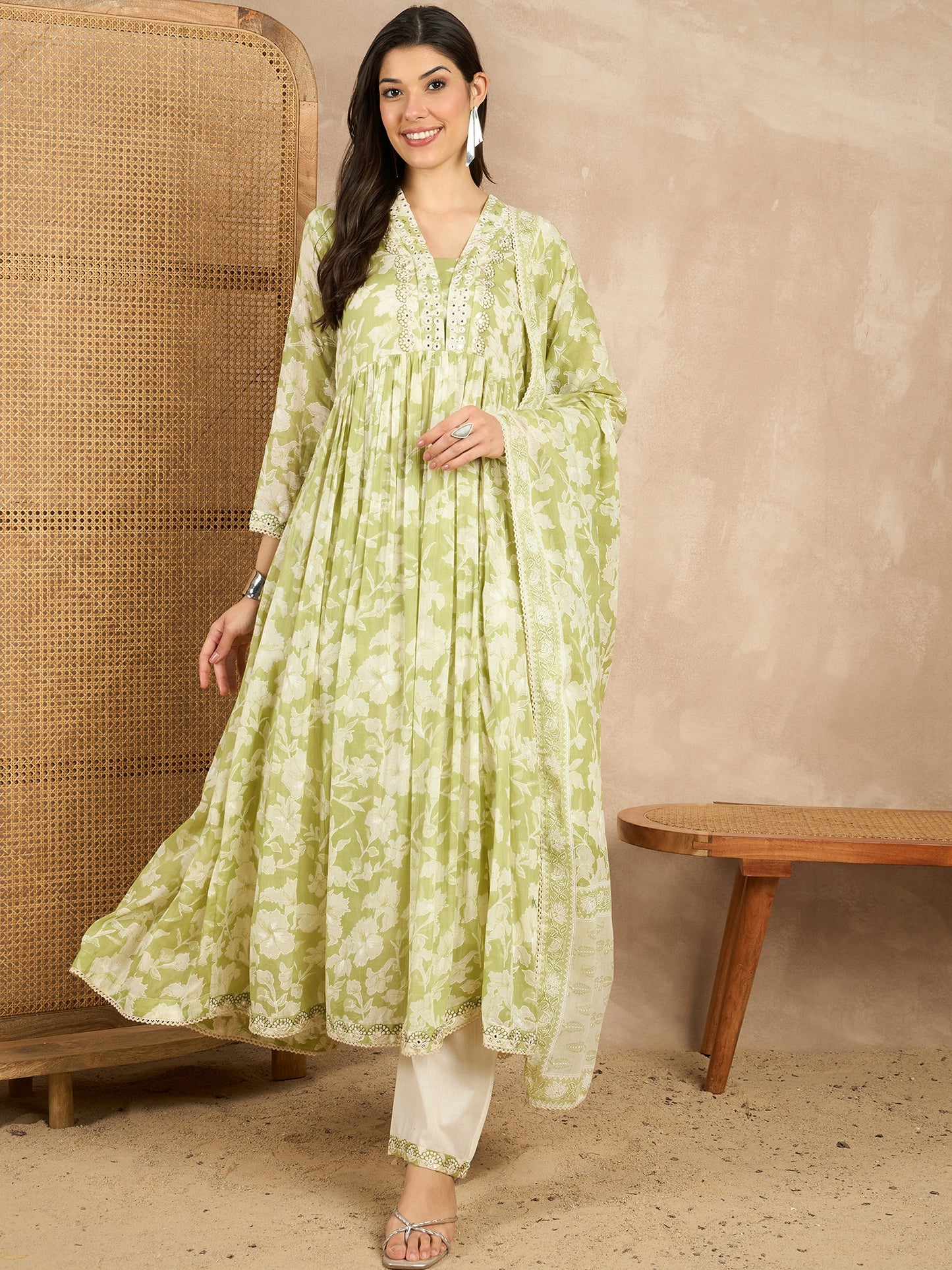 Women Floral Printed Pleated Mirror Work Kurta with Trousers & With Dupatta