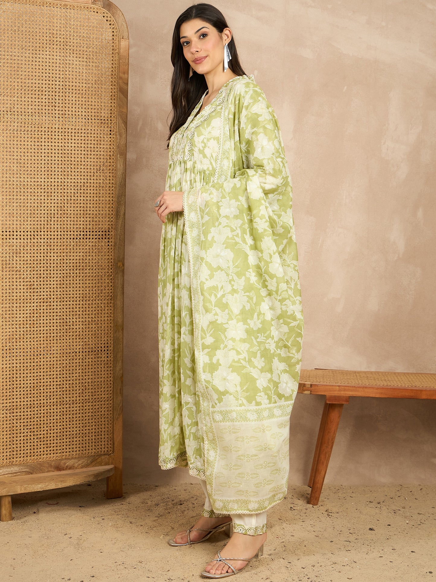 Women Floral Printed Pleated Mirror Work Kurta with Trousers & With Dupatta
