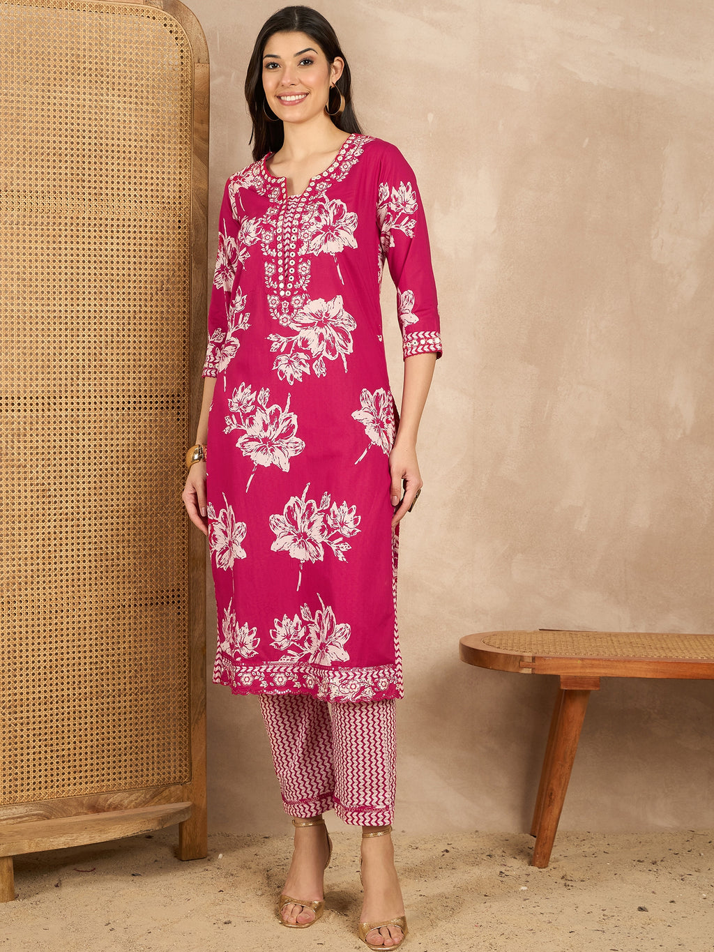 Women Floral Printed Regular Thread Work Pure Cotton Kurta with Trousers & With Dupatta