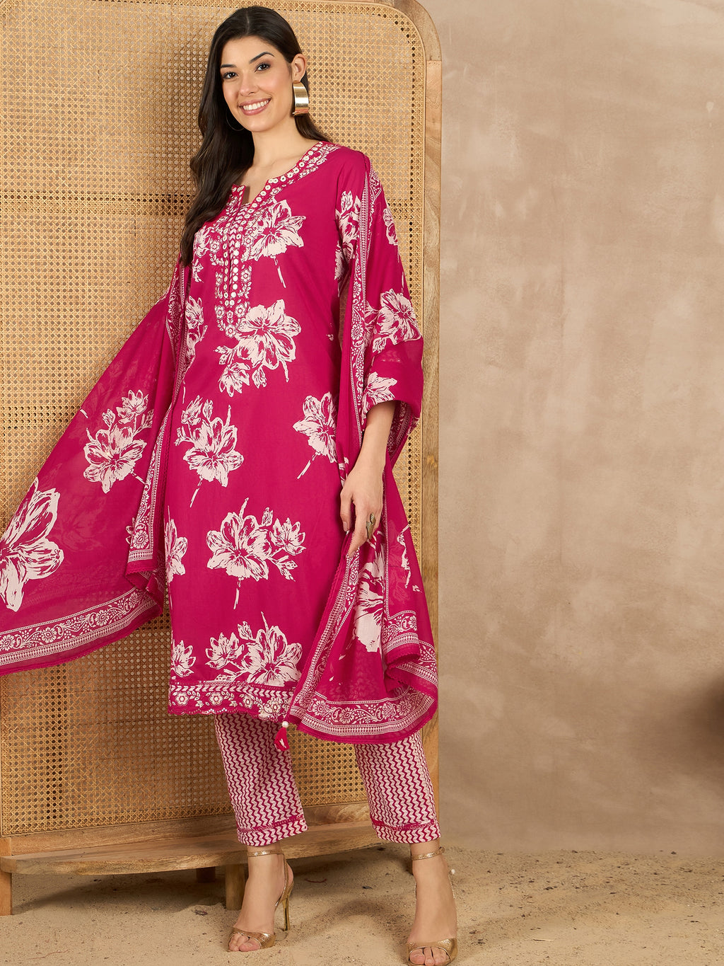 Women Floral Printed Regular Thread Work Pure Cotton Kurta with Trousers & With Dupatta