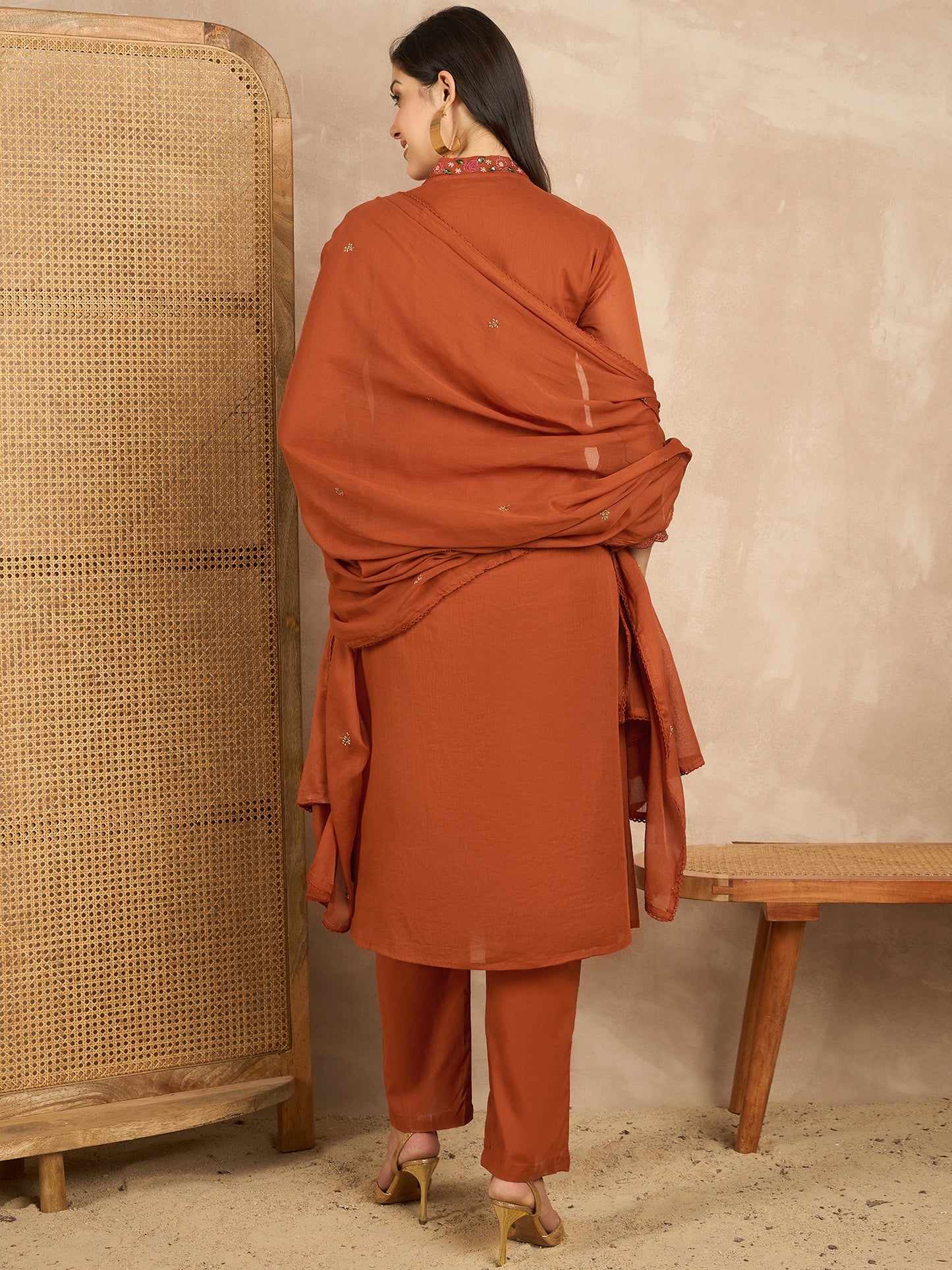 Women Floral Embroidered Pleated Thread Work Kurta with Trousers & With Dupatta