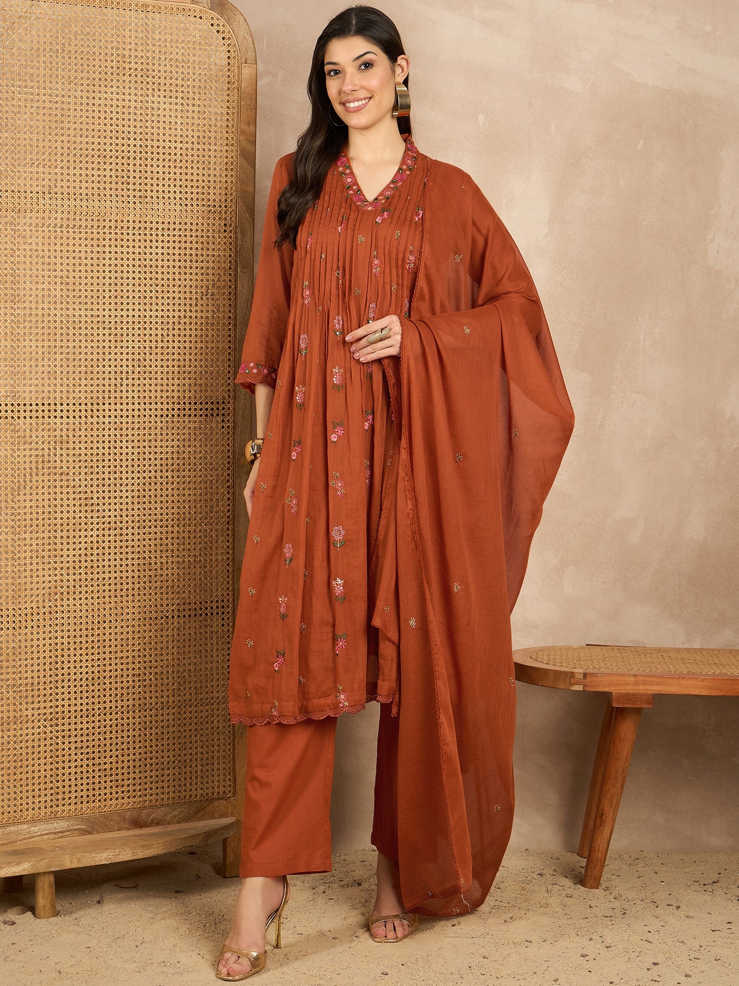 Women Floral Embroidered Pleated Thread Work Kurta with Trousers & With Dupatta