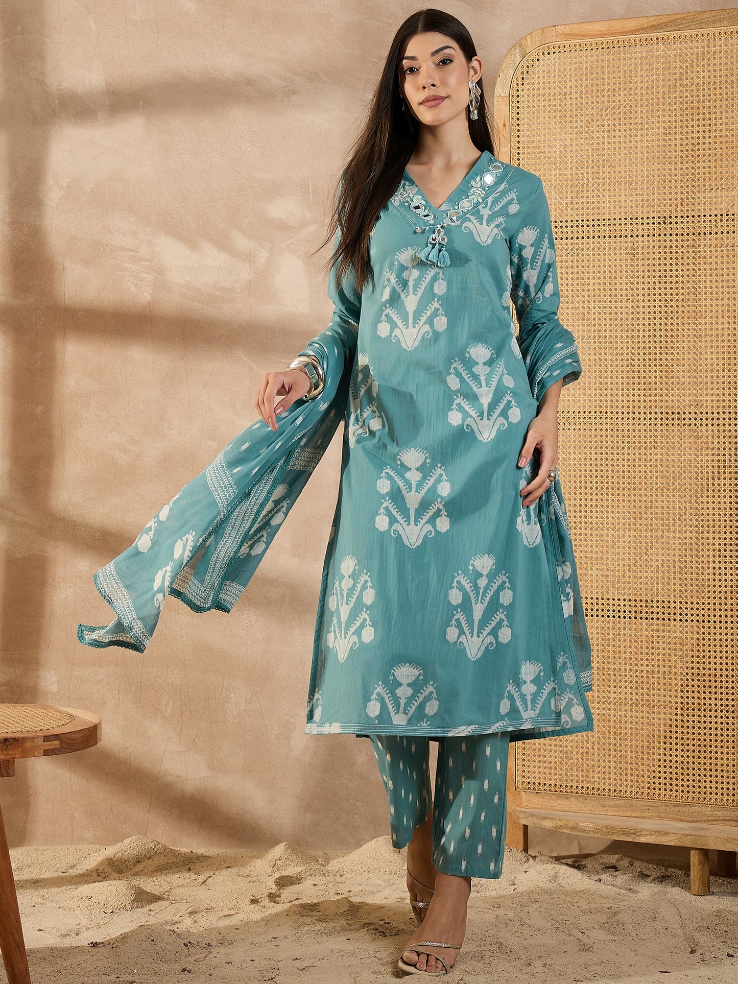 Women Floral Printed Cotton Kurta with Trousers & Dupatta