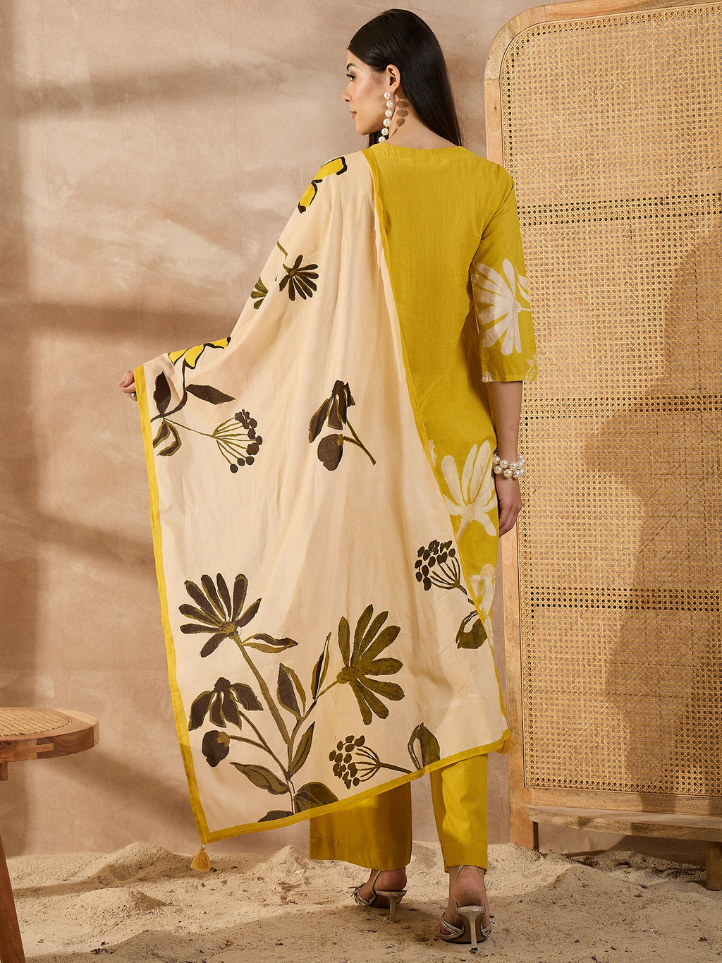Women Floral Printed Cotton Kurta with Palazzo & Dupatta