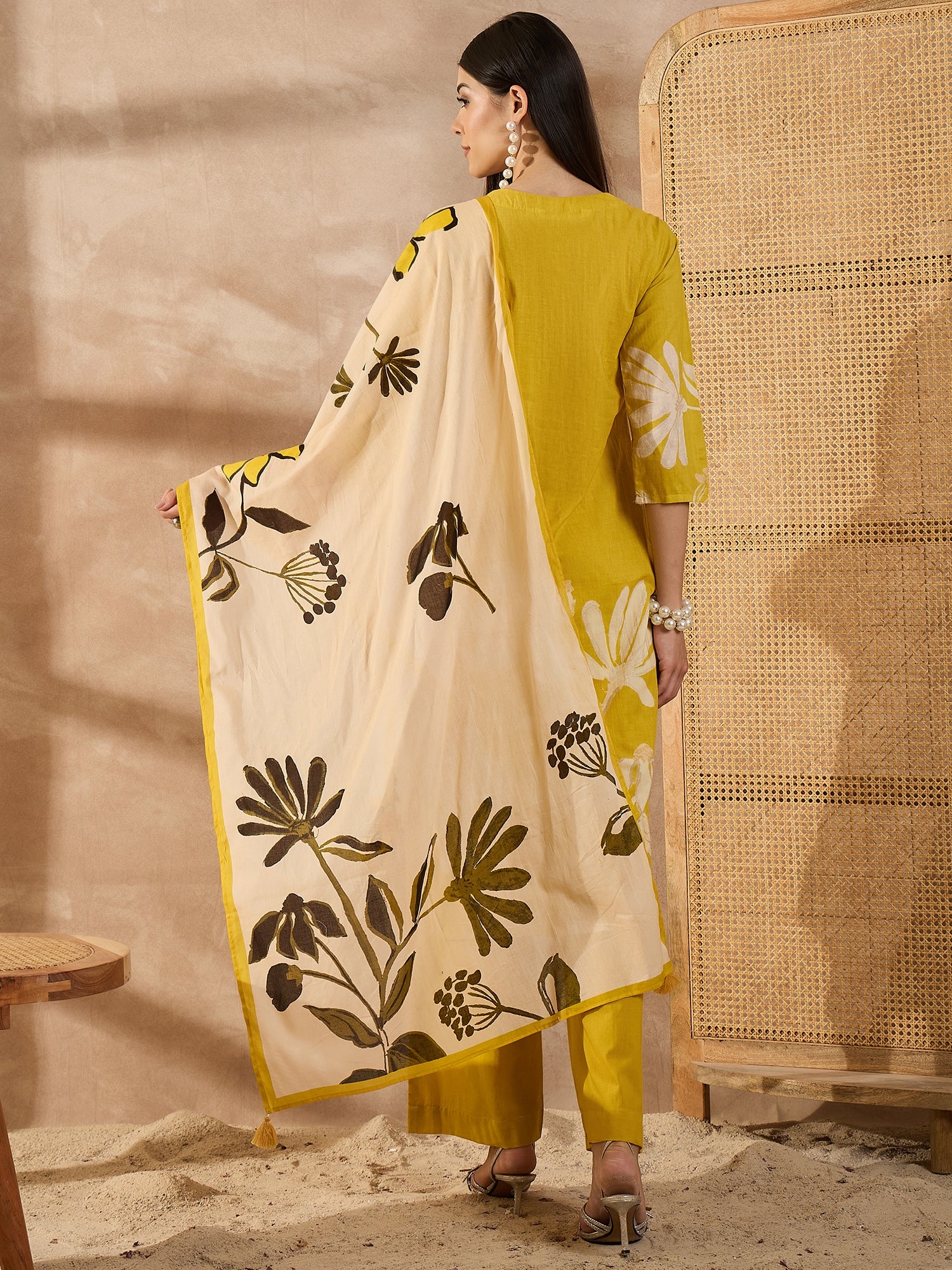Women Floral Printed Cotton Kurta with Palazzo & Dupatta
