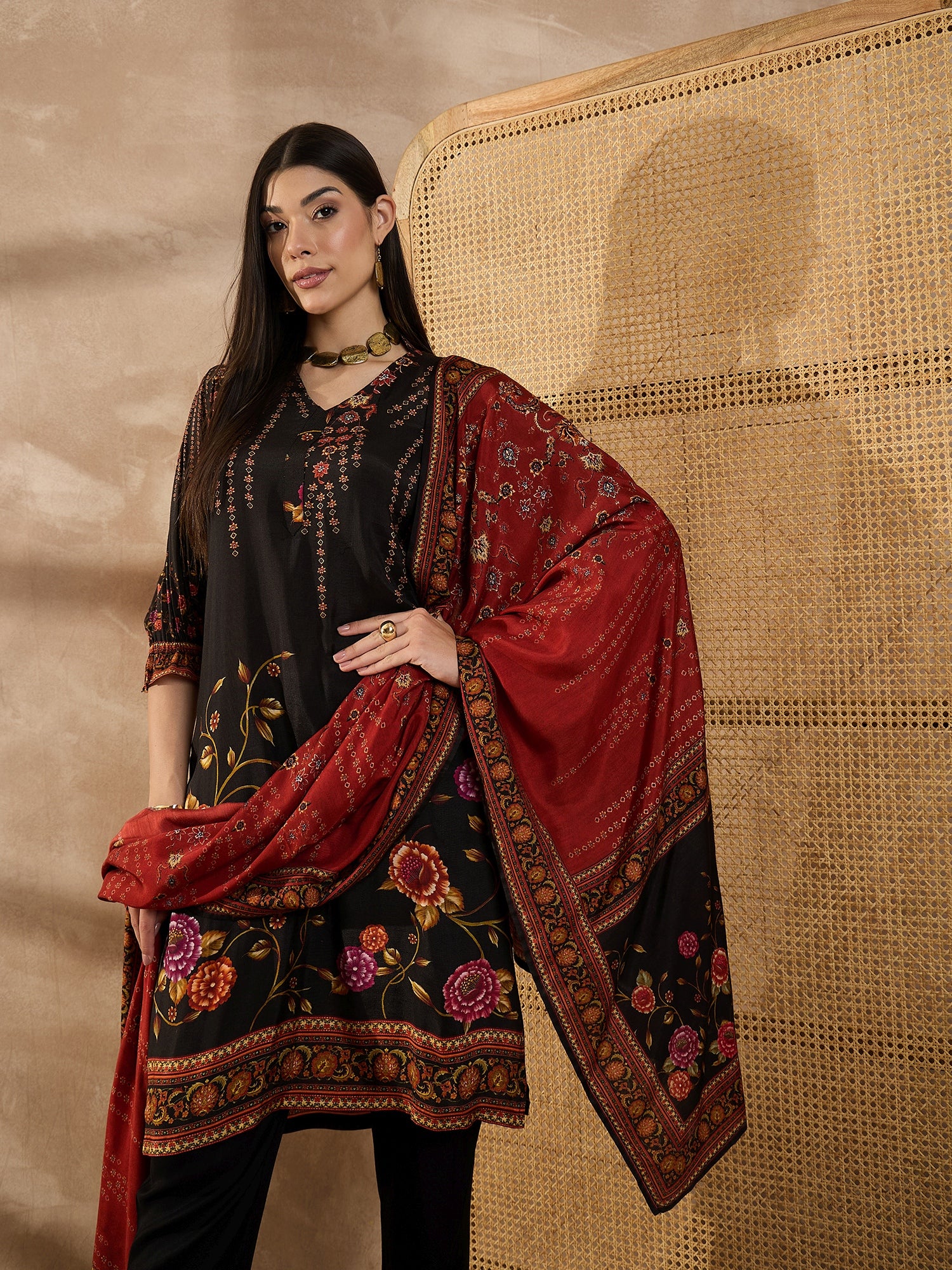 Women Ethnic Motifs Printed Silk Kurta with Trousers & Dupatta