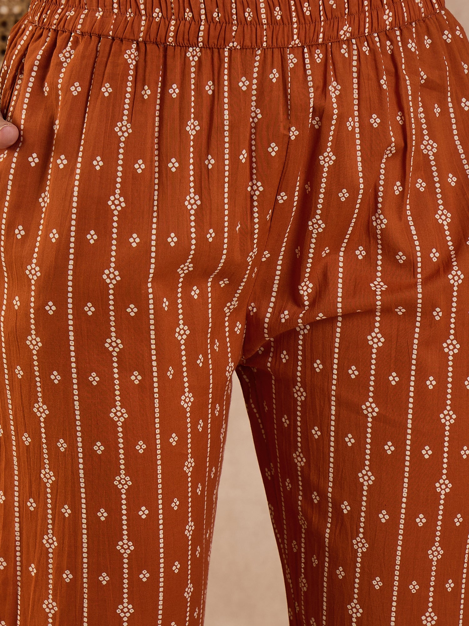 Women Ethnic Motifs Printed Cotton Kurta with Trousers & Dupatta