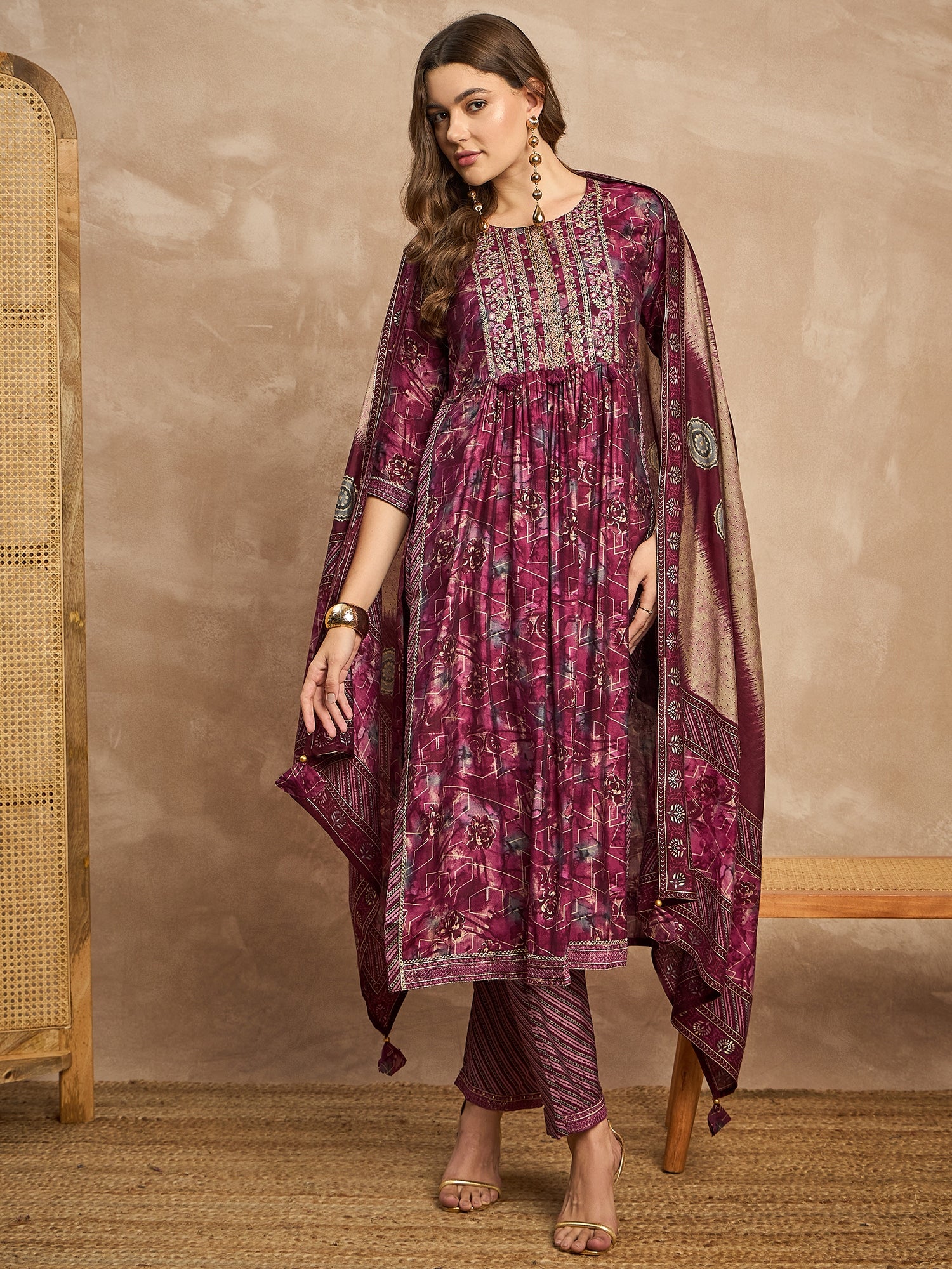 Women Floral Printed High Slit Thread Work Straight Kurta with Trousers & Dupatta