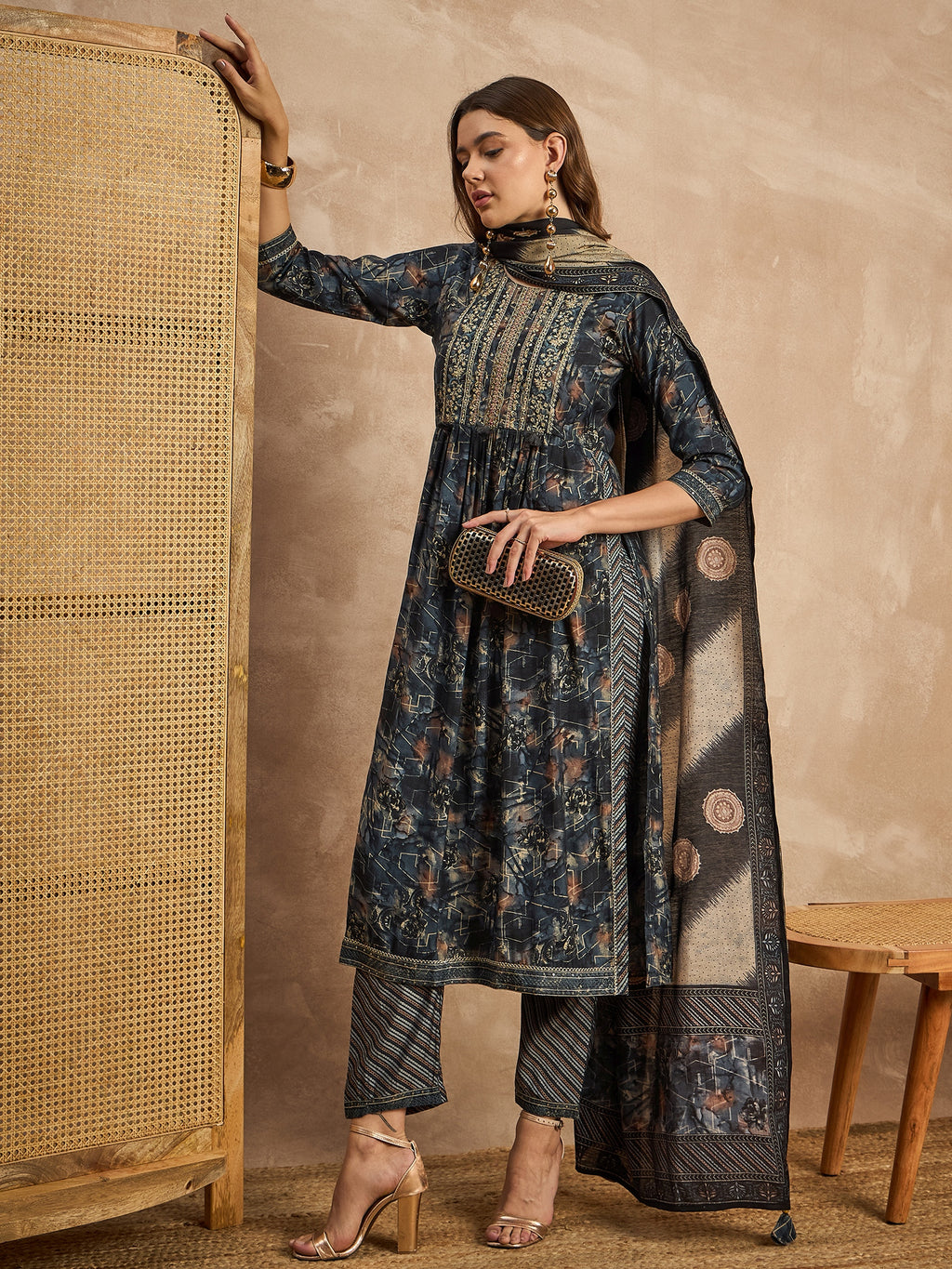 Women Floral Printed High Slit Thread Work Straight Kurta with Trousers & Dupatta