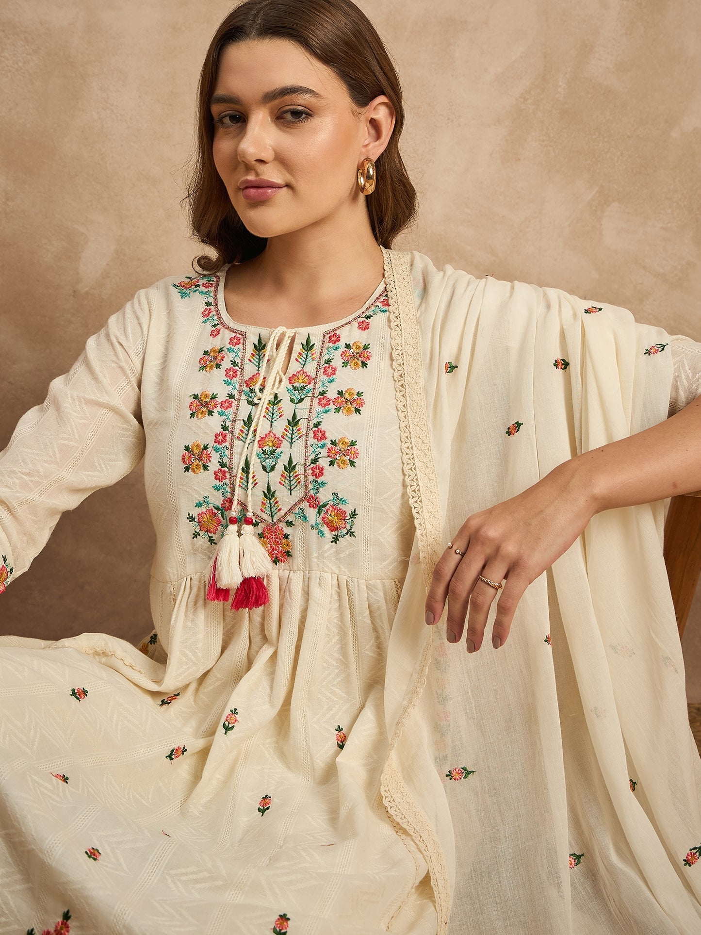 Women Ethnic Motifs Embroidered Regular Thread Work Kurta with Trousers & With Dupatta