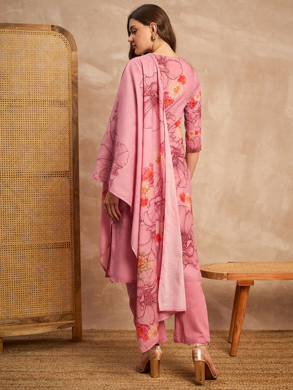 Women Floral Printed Sequinned Pure Cotton Straight Kurta with Trousers & Dupatta