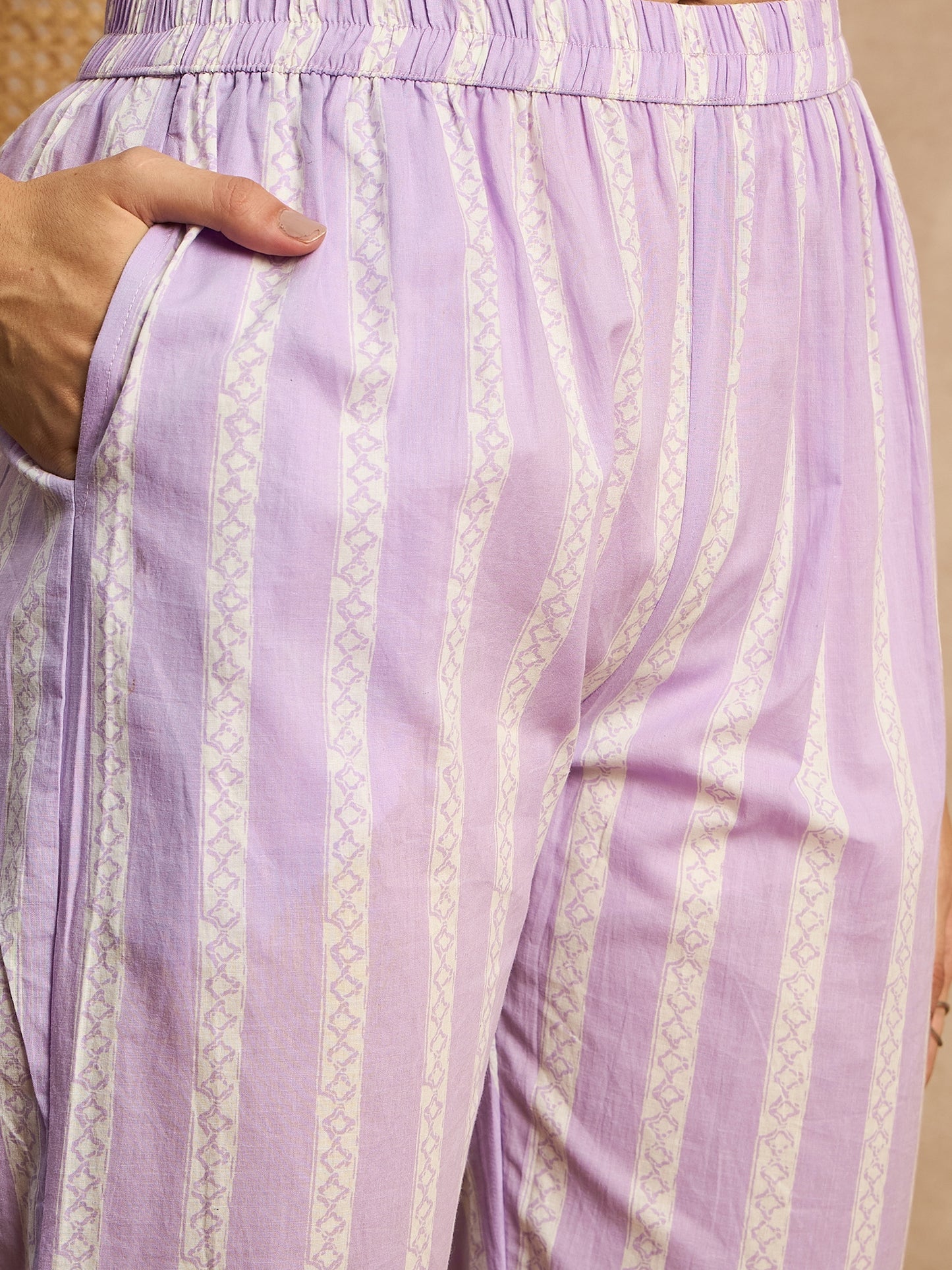Women Floral Printed Sequinned Pure Cotton Straight Kurta with Trousers & Dupatta