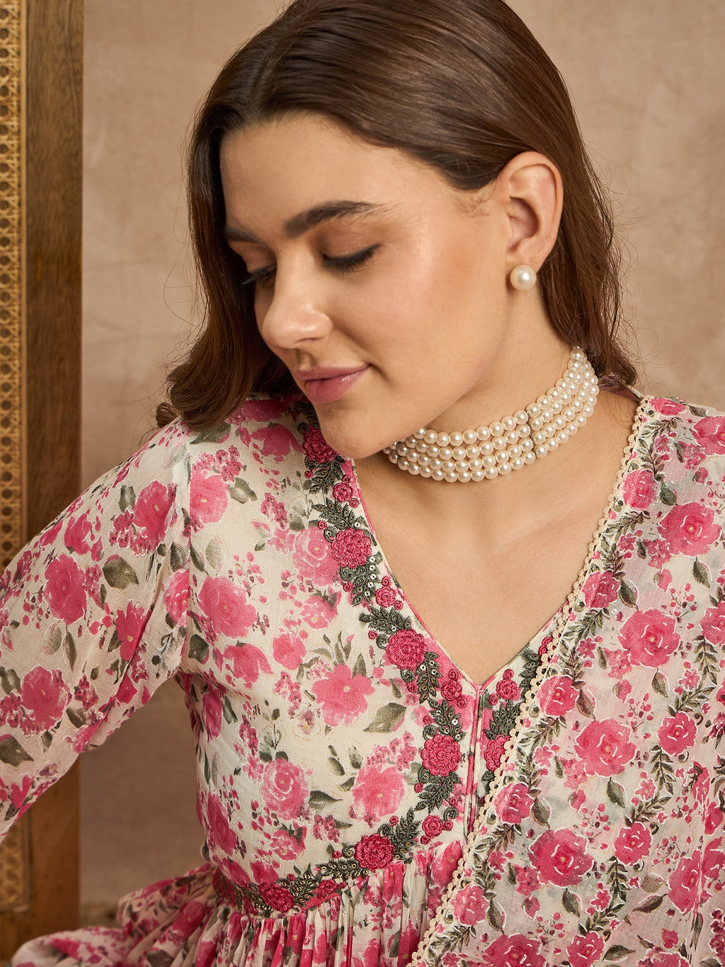 Women Floral Printed Empire Sequinned Kurta with Trousers & With Dupatta