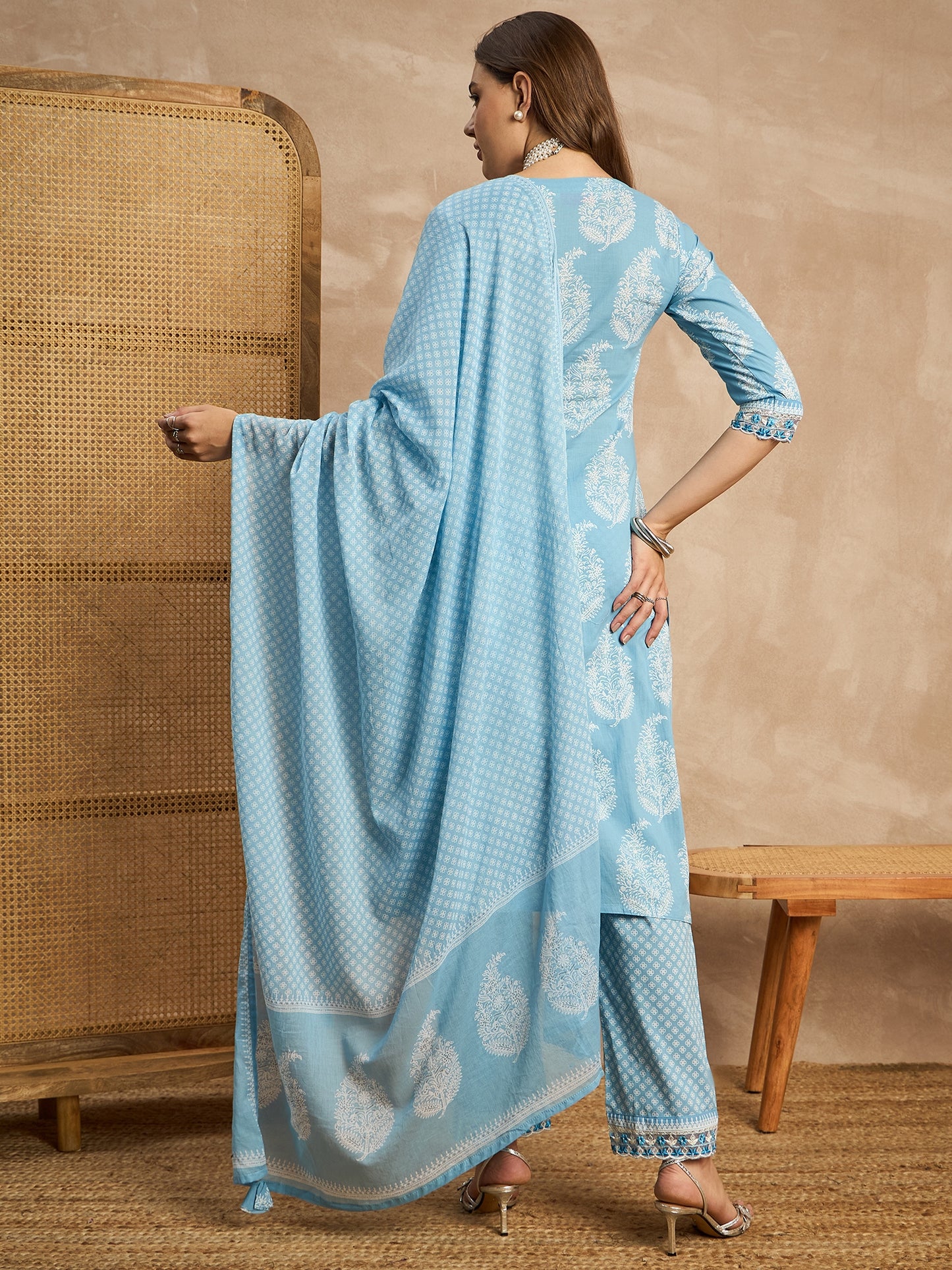 Women Floral Printed Thread Work Pure Cotton Straight Kurta with Trousers & Dupatta
