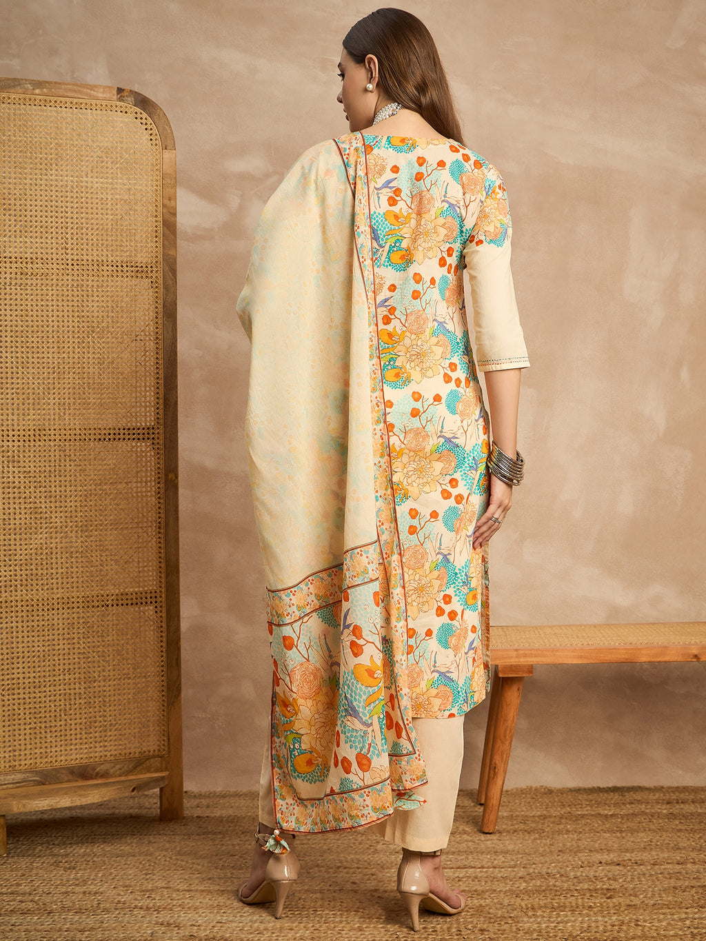 Women Floral Printed Beads and Stones Pure Cotton Kurta with Trousers & Dupatta