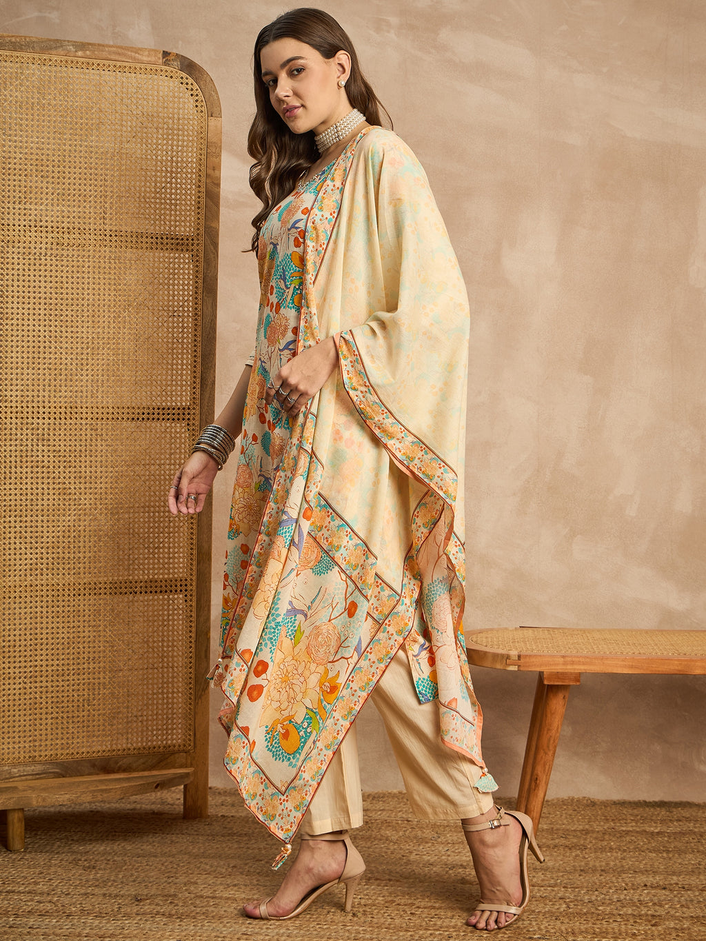 Women Floral Printed Beads and Stones Pure Cotton Kurta with Trousers & Dupatta