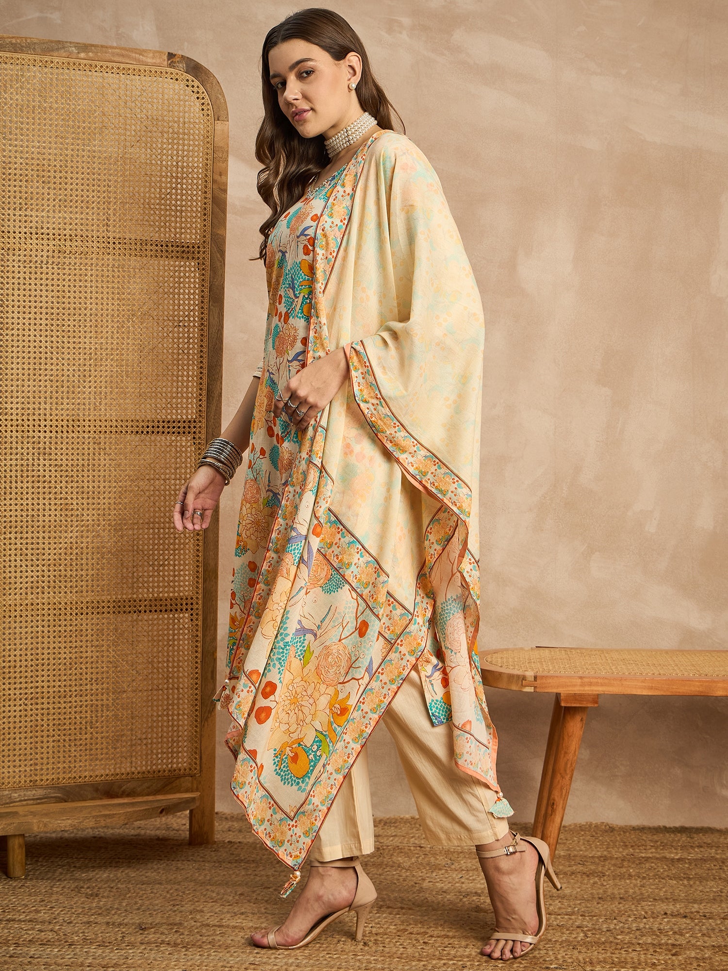 Women Floral Printed Beads and Stones Pure Cotton Kurta with Trousers & Dupatta