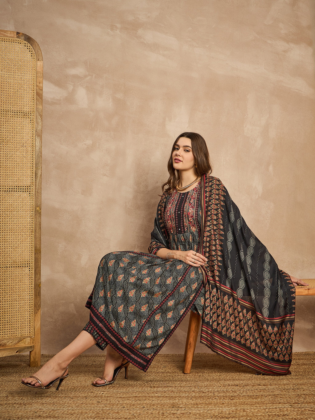 Women Floral Embroidered Regular Mirror Work Kurta with Trousers & With Dupatta