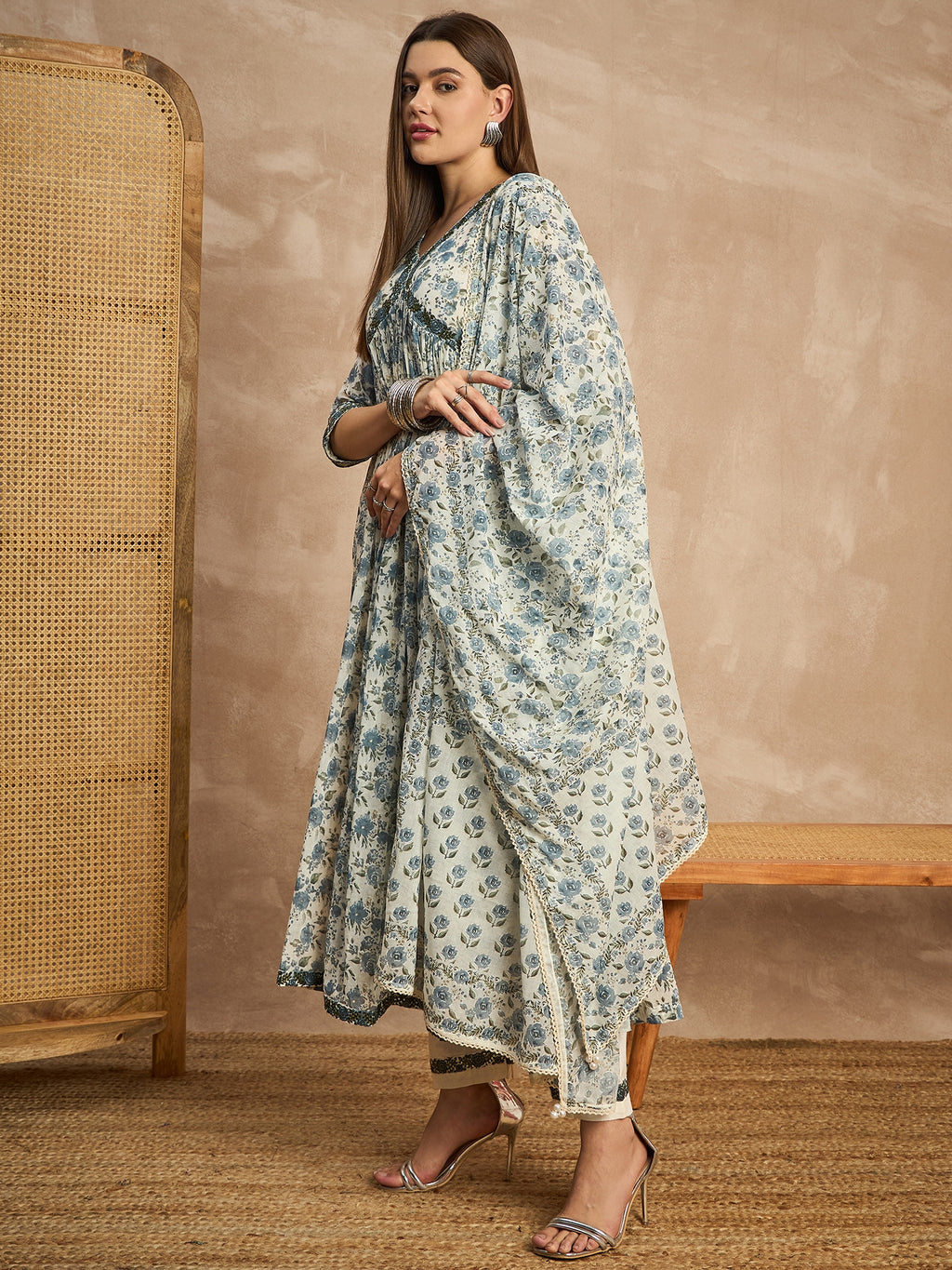 Women Floral Printed Empire Sequinned Kurta with Trousers & With Dupatta