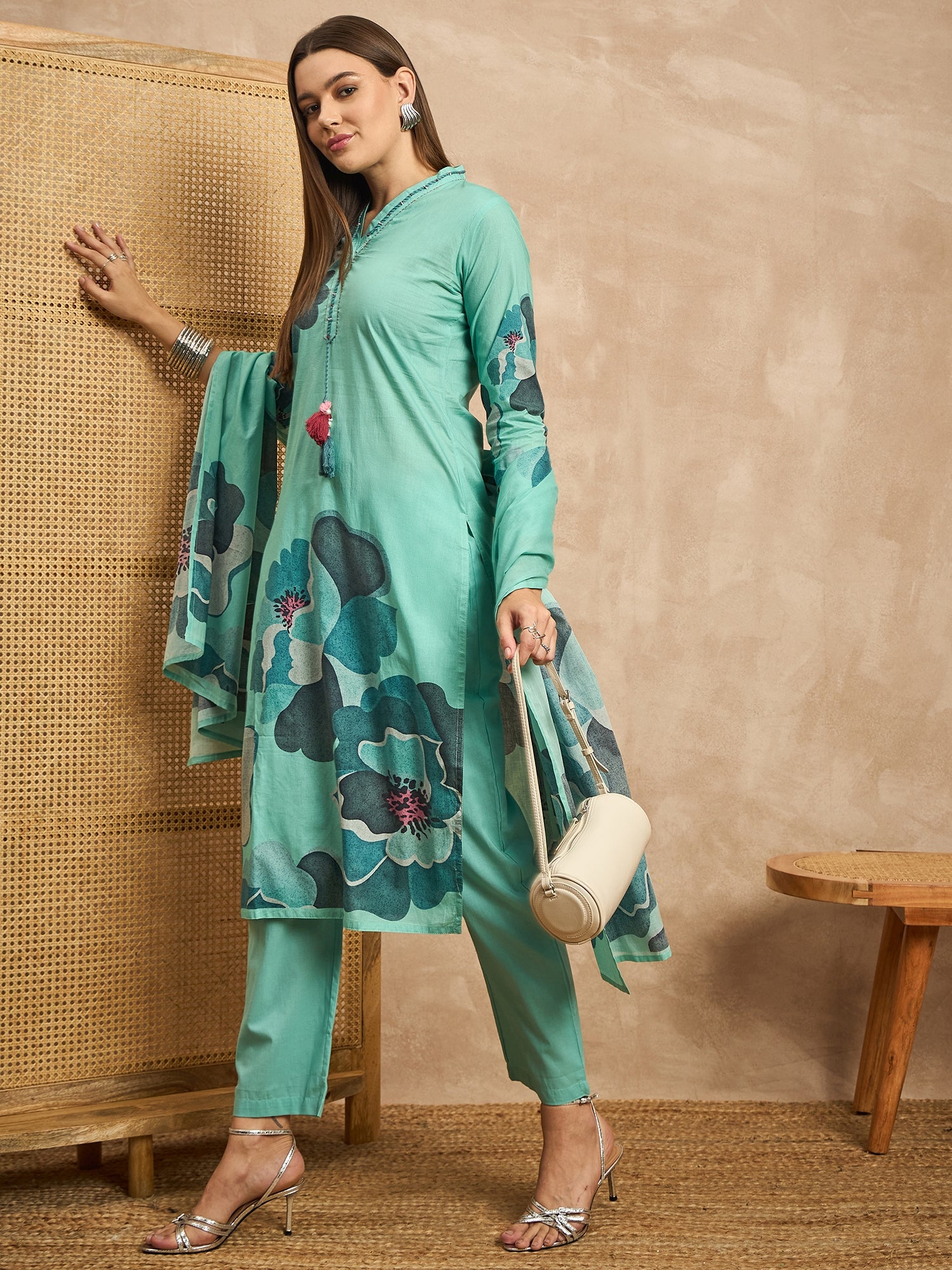 Women Floral Printed Thread Work Pure Cotton Straight Kurta with Trousers & Dupatta
