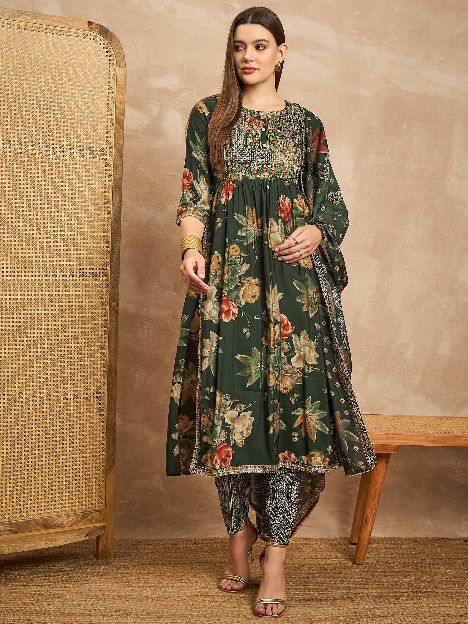 Women Ethnic Motifs Printed Pleated Thread Work Raw Silk Kurta with Trousers & With Dupatta