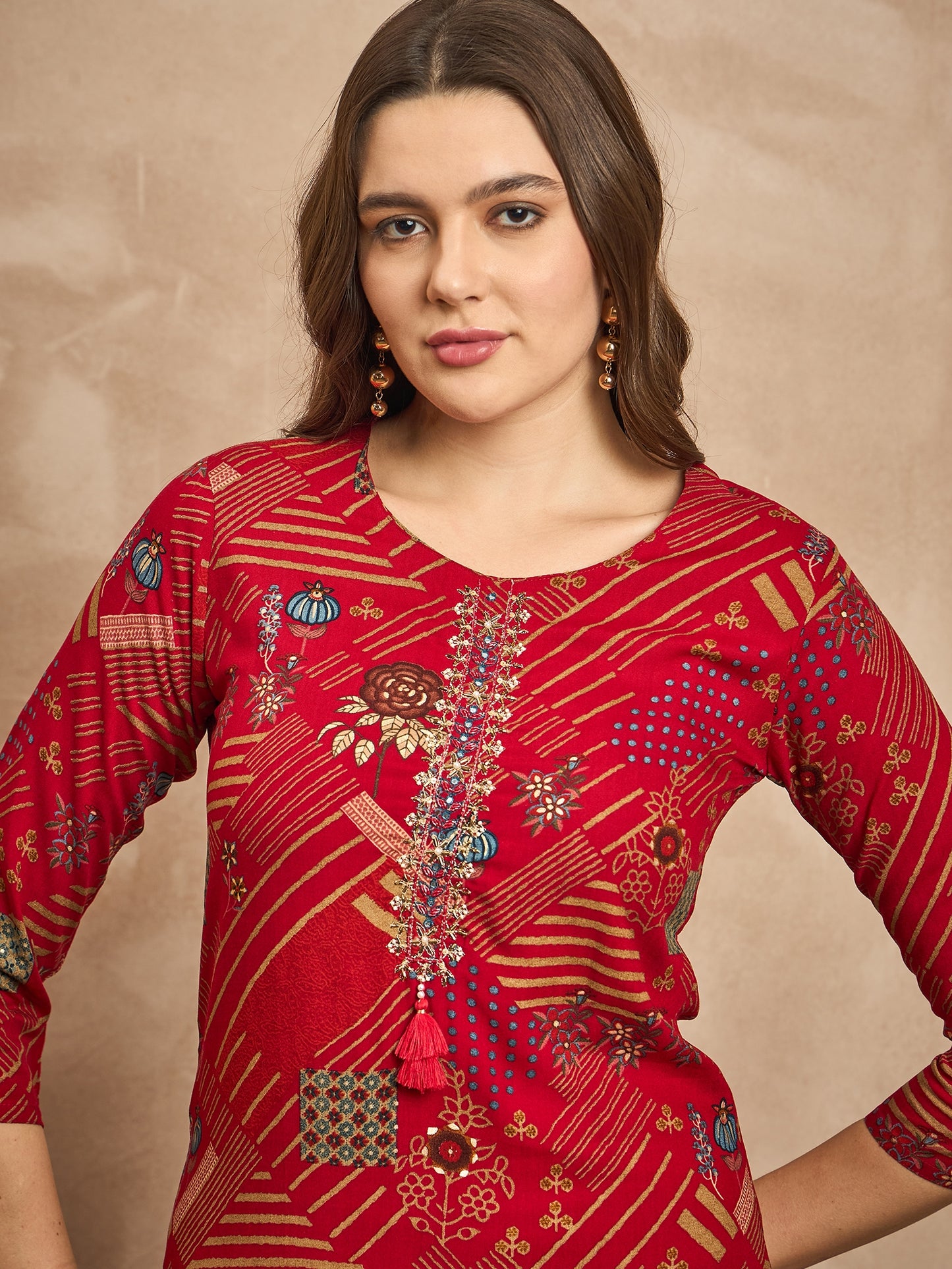 Floral Printed Beads and Stones Straight Kurta