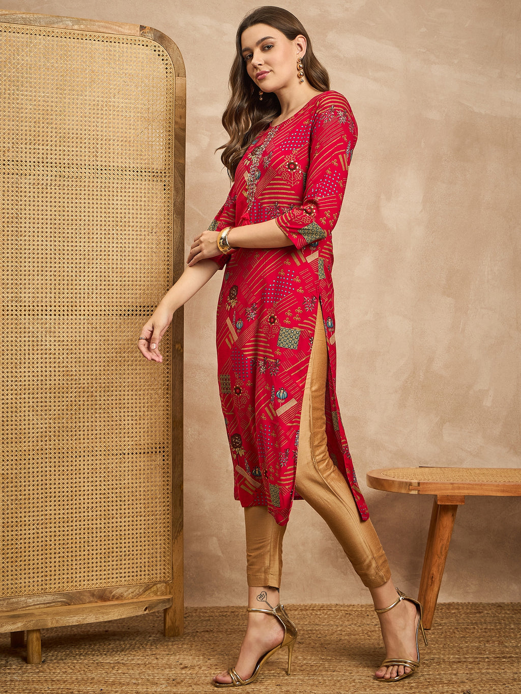 Geometric Printed Beads and Stones Straight Kurta