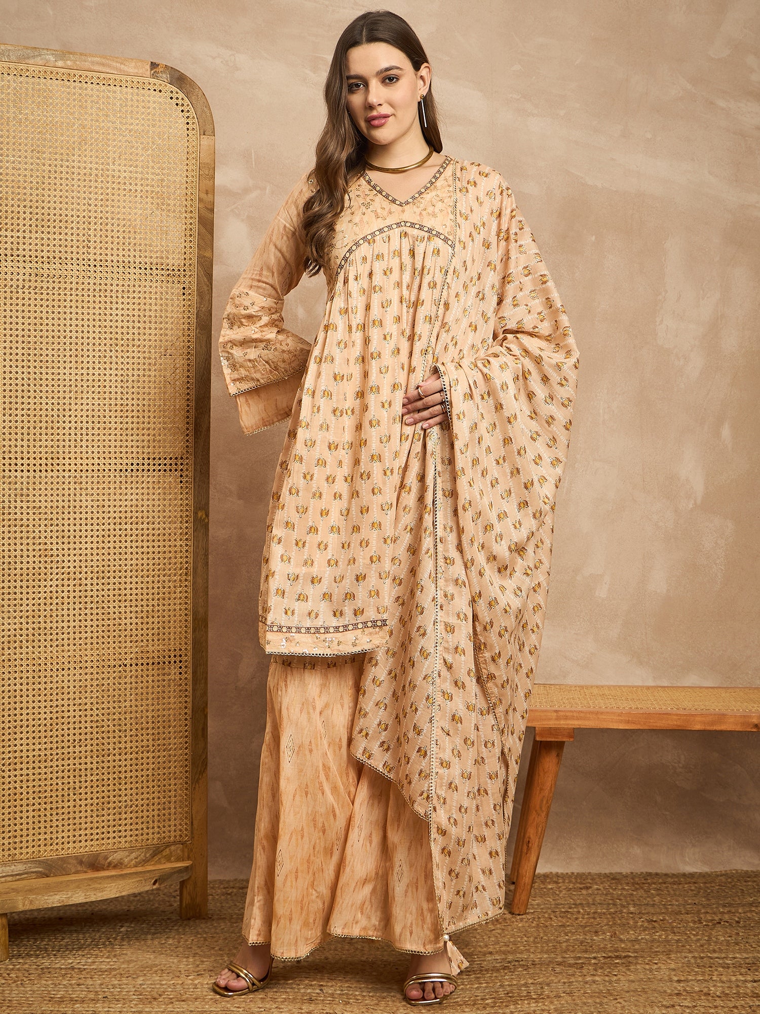 Women Floral Printed Empire Beads and Stones Kurta with Palazzos & With Dupatta