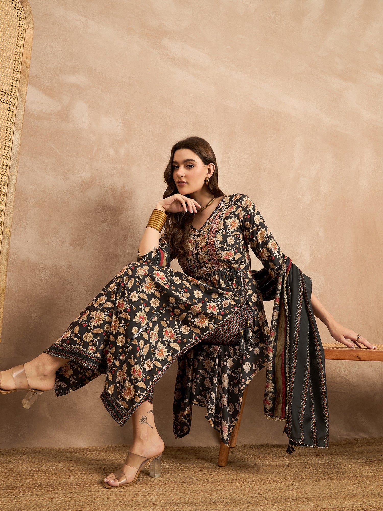 Floral Printed Pleated Thread Work Straight Kurta with Trouser & Dupatta