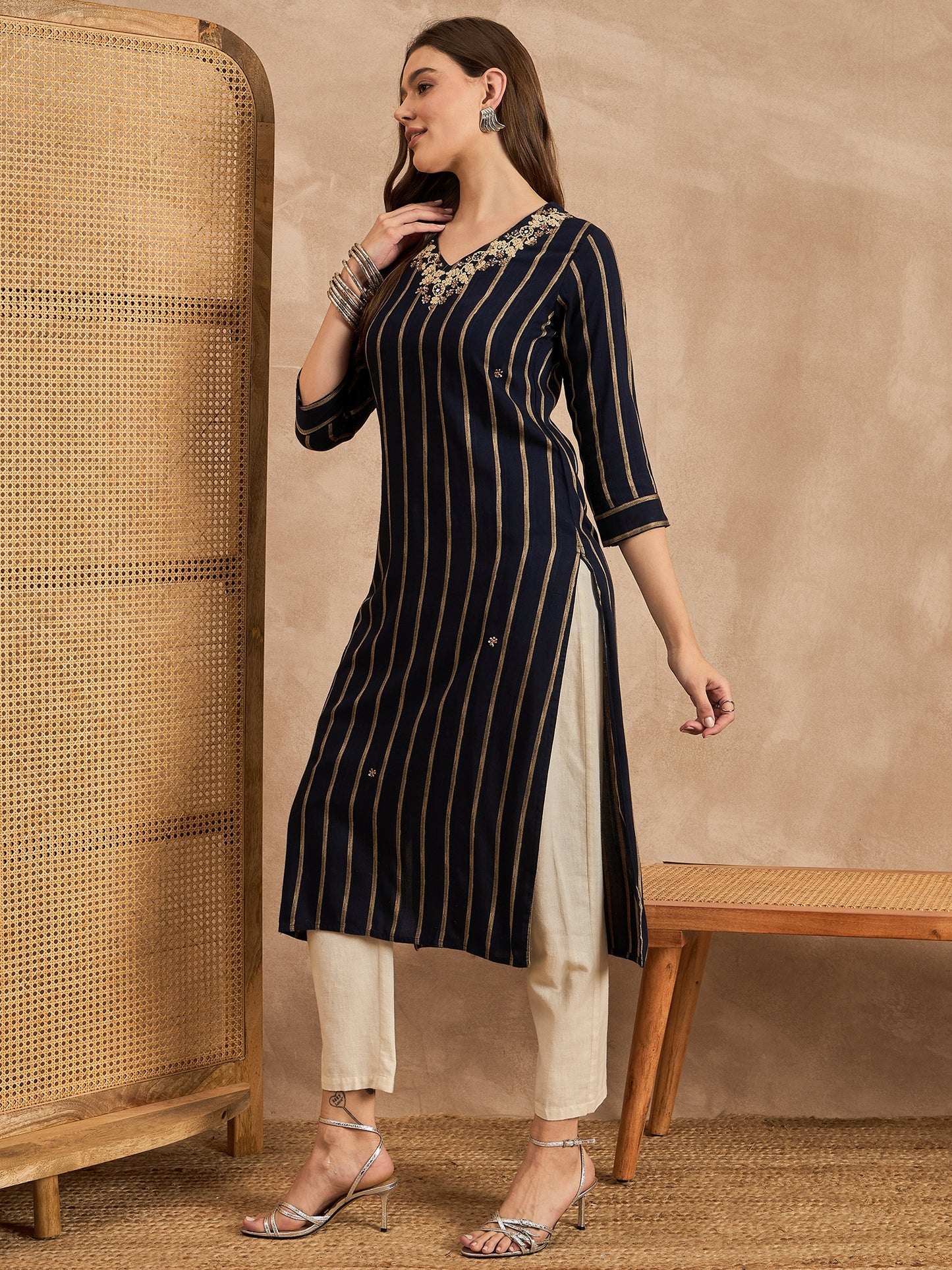 Striped V-Neck Thread Work Straight Kurta
