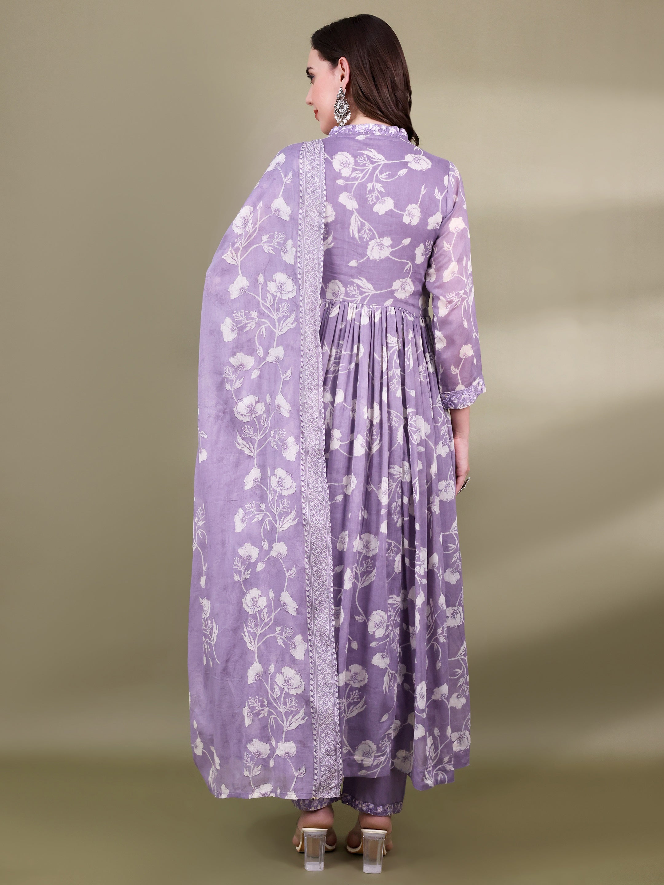 Women Floral Printed Kurti with Trousers & Dupatta