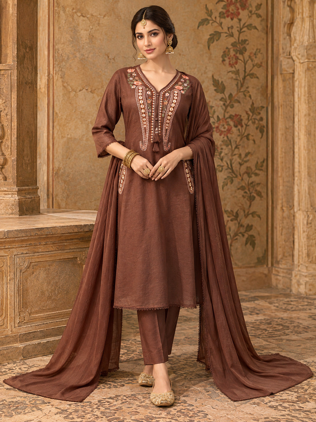 Women Ethnic Motifs Embroidered Regular Thread Work Kurta with Trousers & With Dupatta