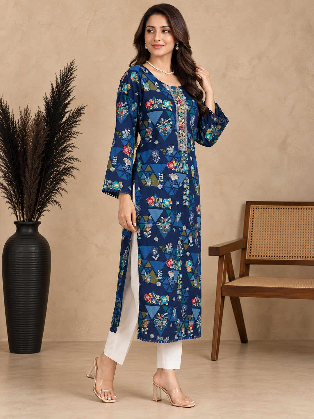 Floral Printed Thread Work Thread Work Kurti