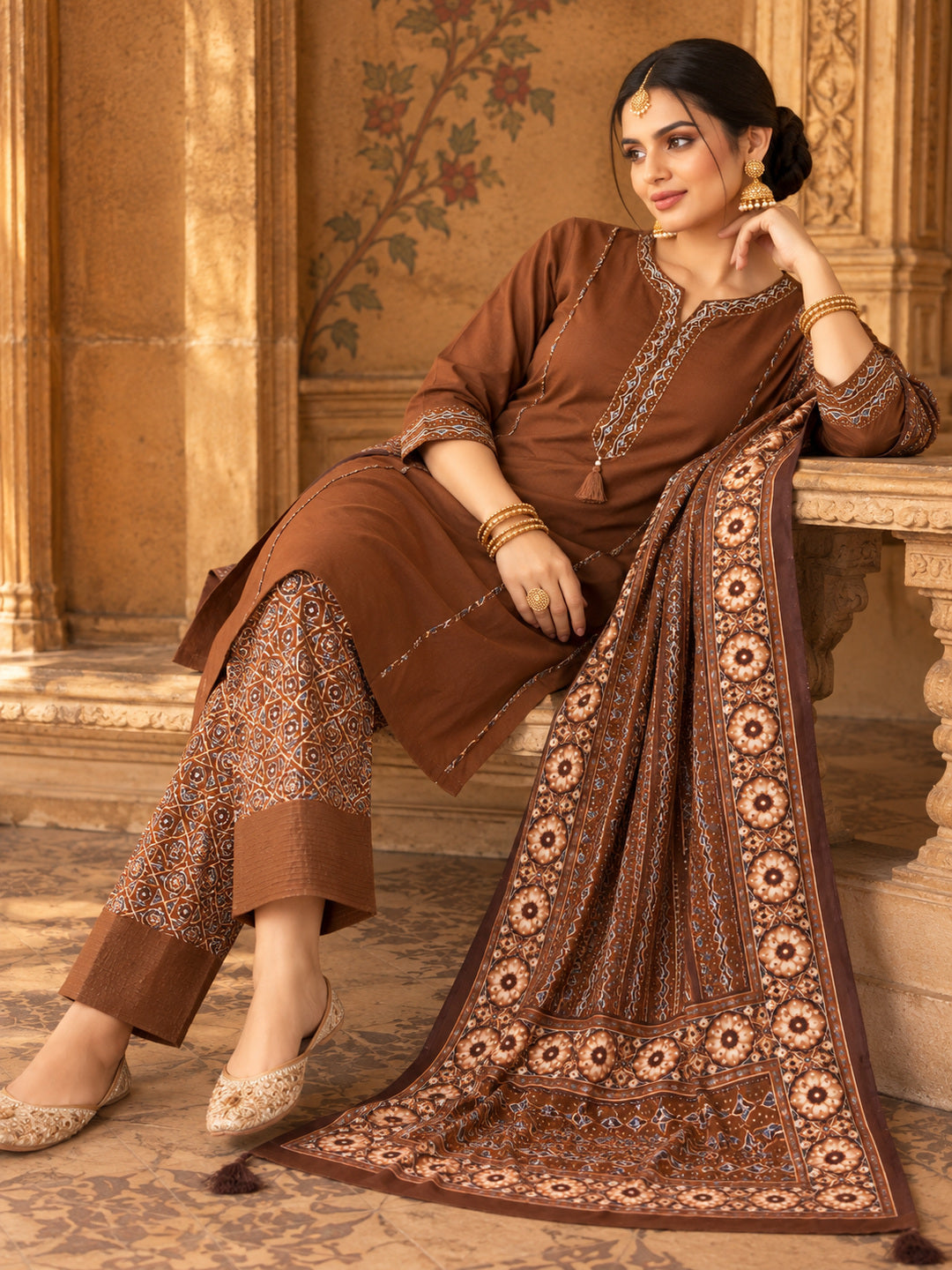 Women Ethnic Motifs Embroidered Regular Pure Cotton Kurta with Trousers & With Dupatta