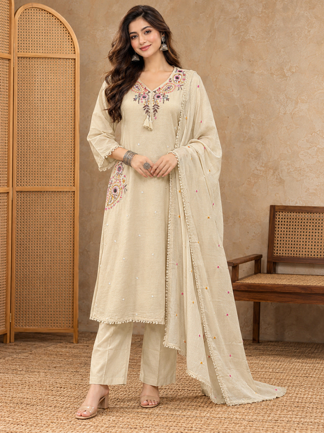 Women Ethnic Motifs Embroidered Regular Mirror Work Kurta Set
