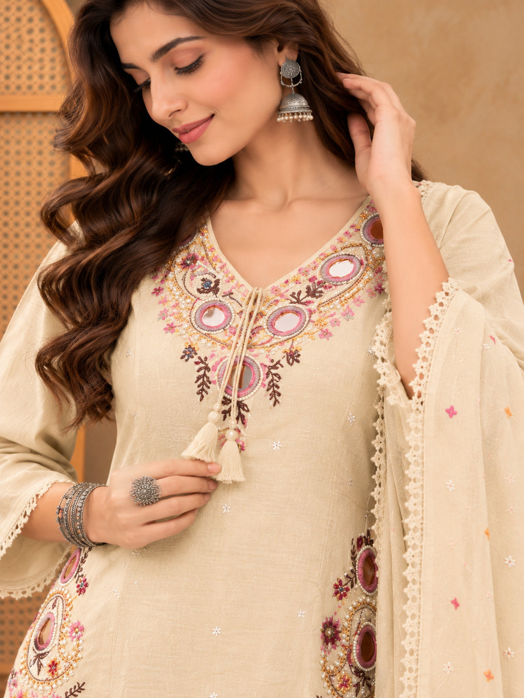 Women Ethnic Motifs Embroidered Regular Mirror Work Kurta Set