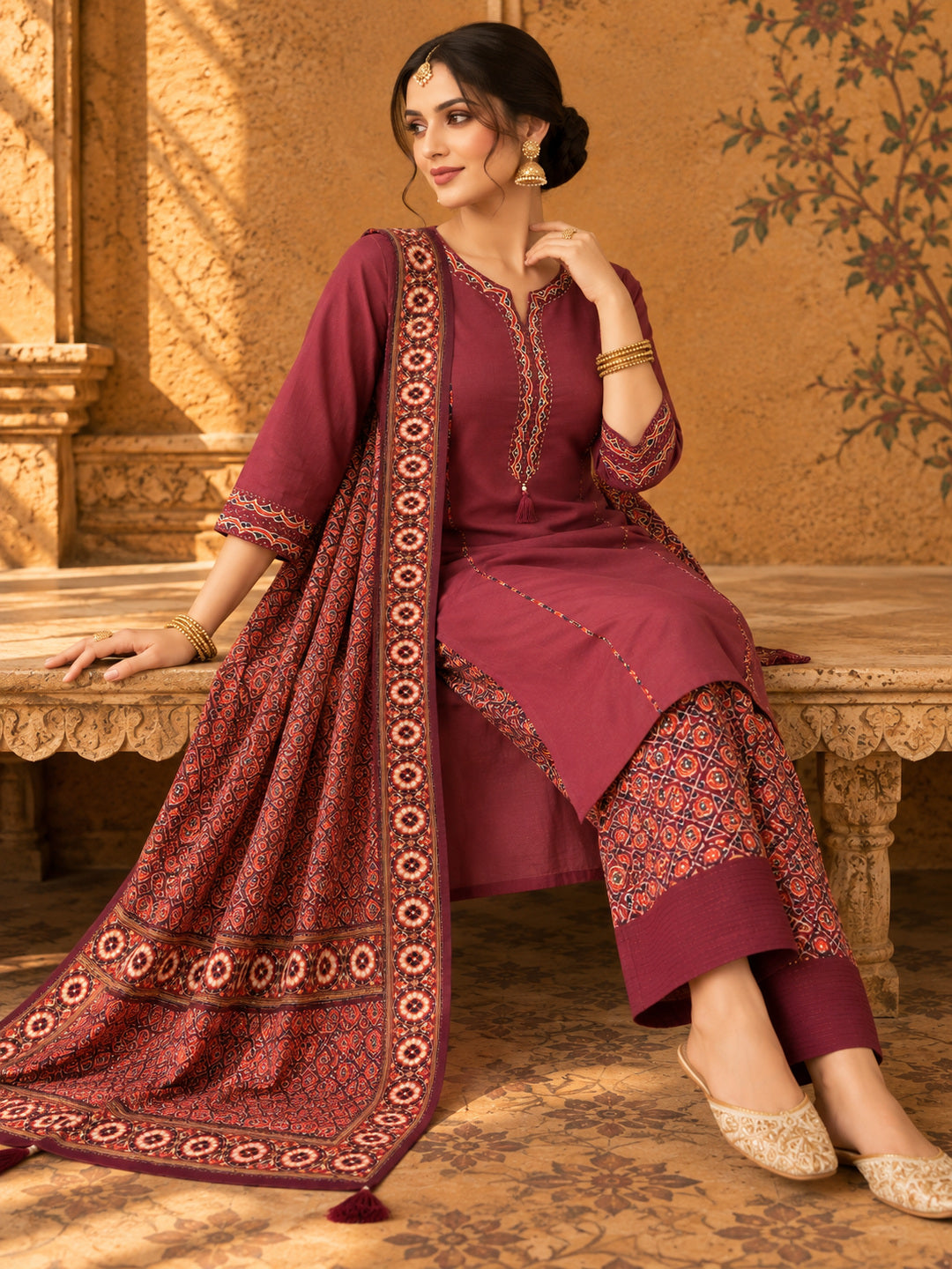 Women Ethnic Motifs Embroidered Regular Thread Work Pure Cotton Kurta with Trousers & With Dupatta