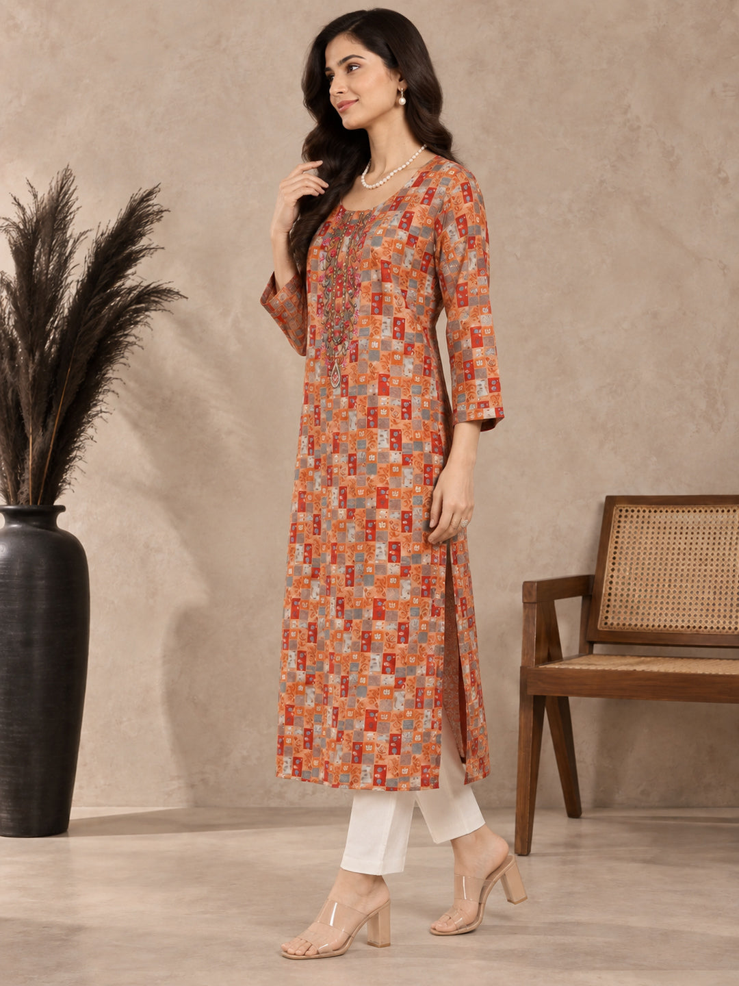 Geometric Printed Thread Work Thread Work Kurti