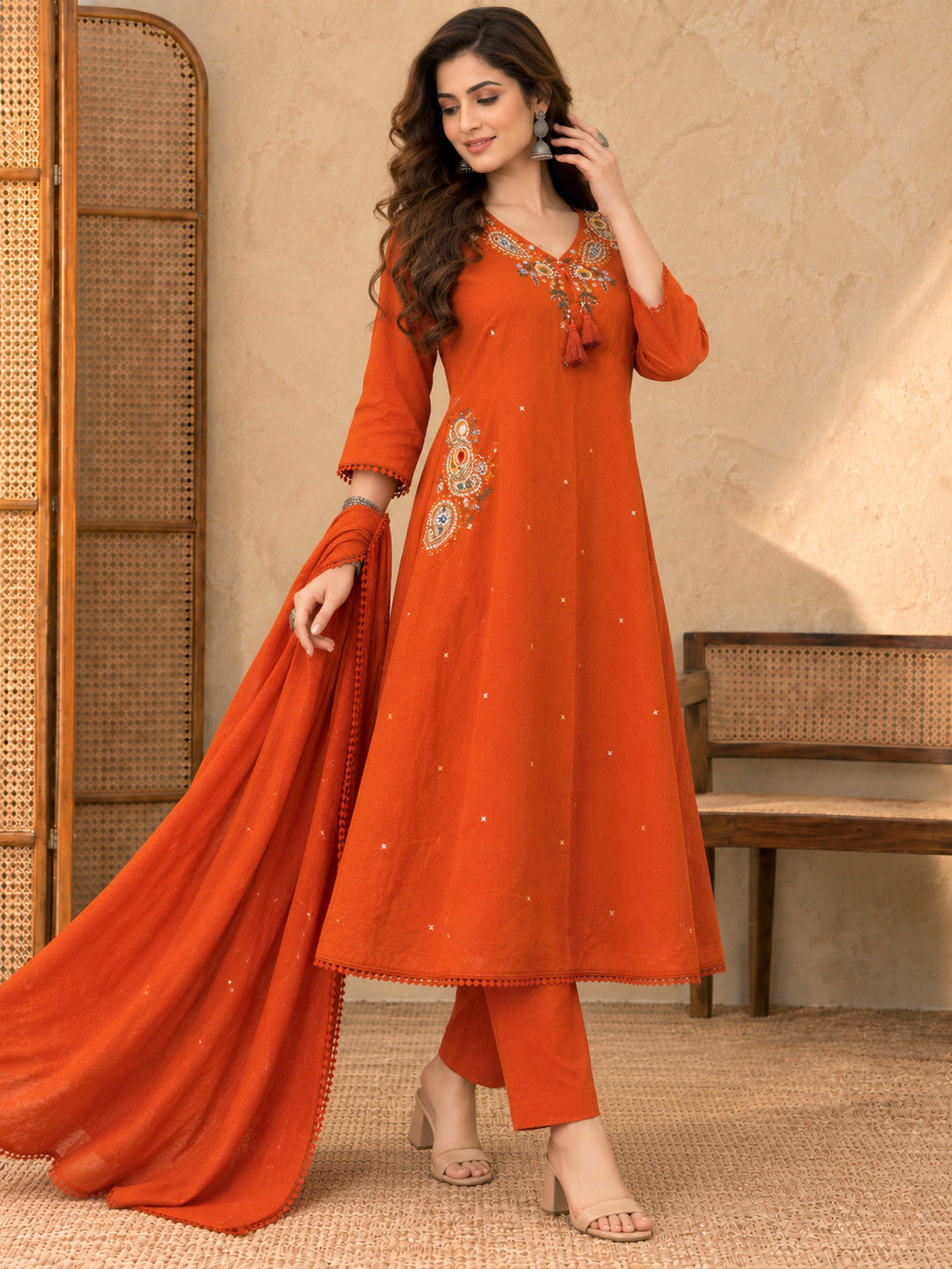 Women Ethnic Motifs Embroidered Regular Thread Work Kurta with Trousers & With Dupatta