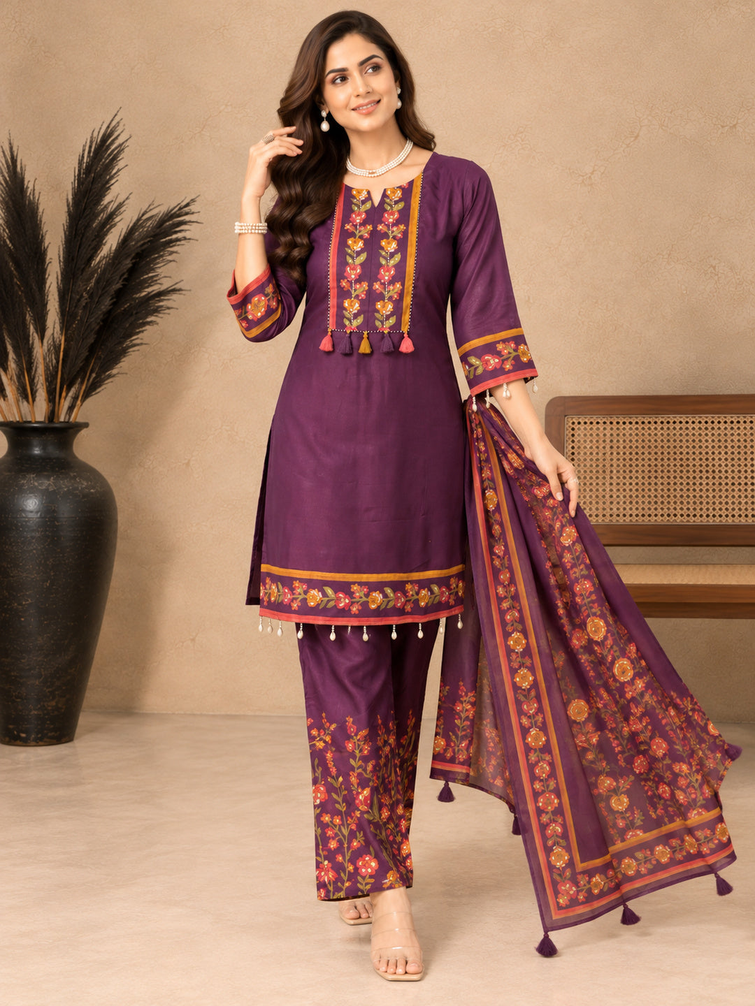 Women Floral Printed Regular Thread Work Pure Cotton Kurta Set