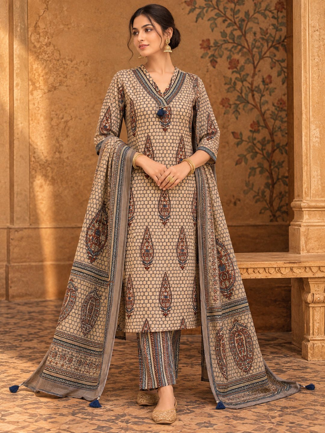 Women Ethnic Motifs Printed Regular Pure Cotton Kurta with Trousers & With Dupatta