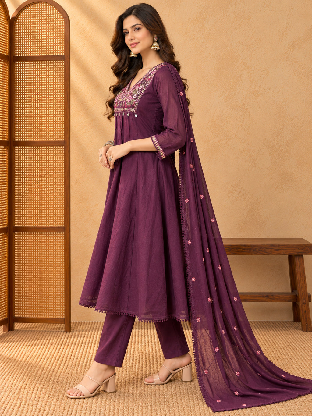 Women Floral Embroidered Empire Thread Work Kurta with Trousers & With Dupatta