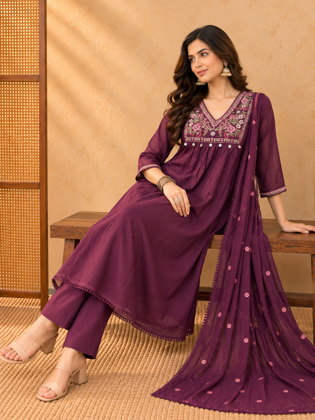 Women Floral Embroidered Empire Thread Work Kurta with Trousers & With Dupatta